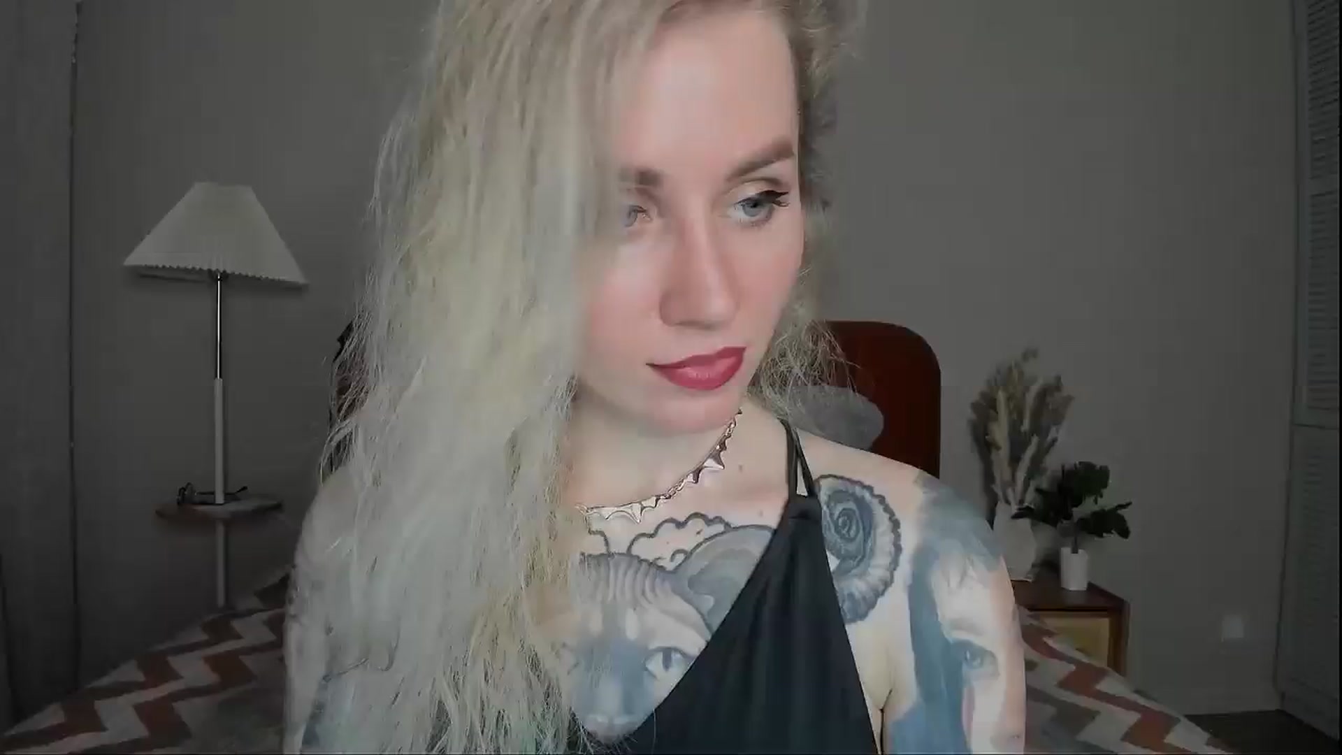 Gallery image thumbnail from Alexa_Smithhh's myfreecams stream on, 03/24/2025, 18:57 image 7 of 20
