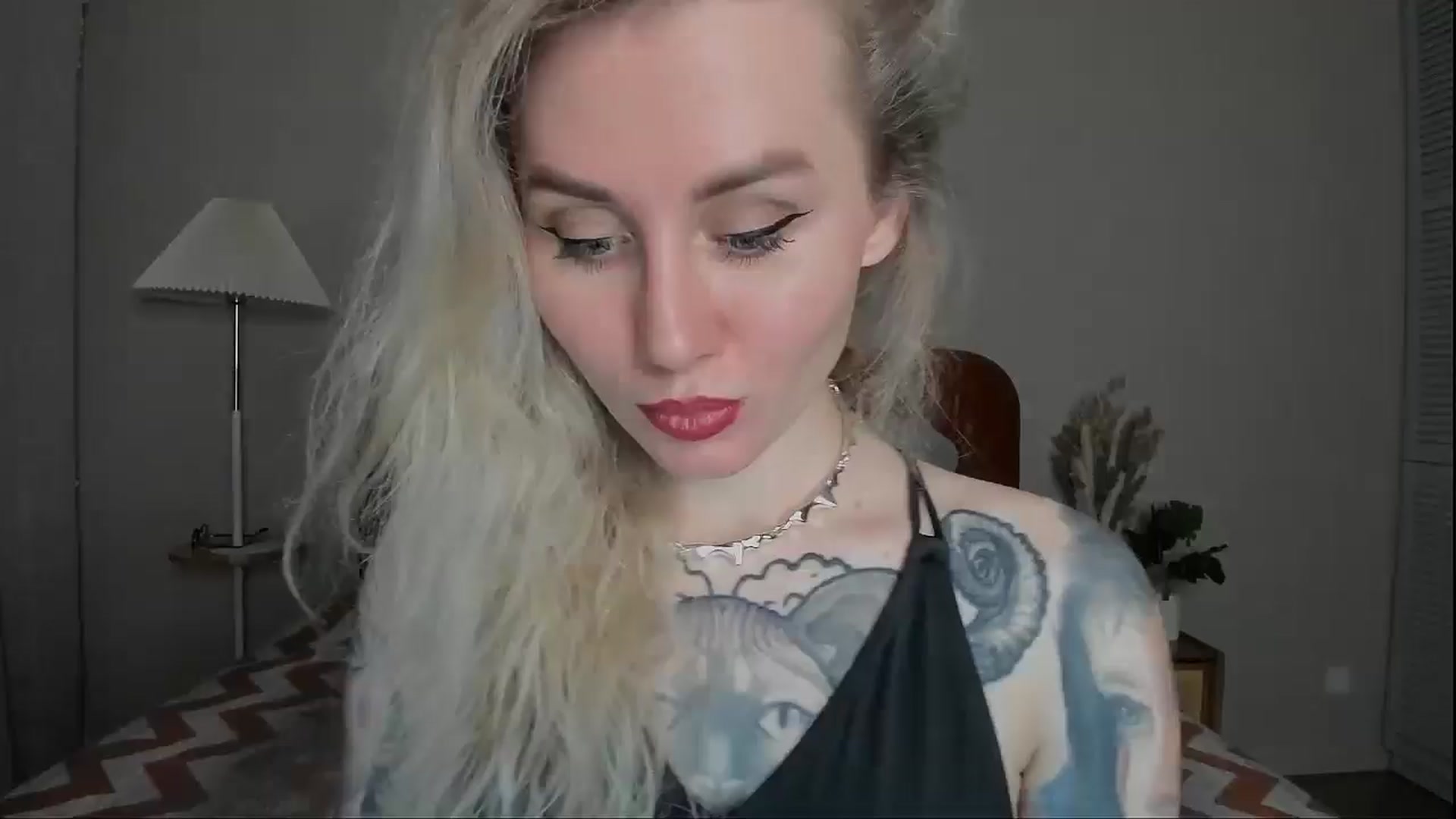 Gallery image thumbnail from Alexa_Smithhh's myfreecams stream on, 03/24/2025, 18:57 image 9 of 20