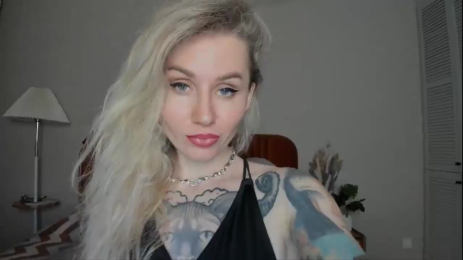 Gallery image thumbnail from Alexa_Smithhh's myfreecams stream on, 03/24/2025, 20:15 image 4 of 20