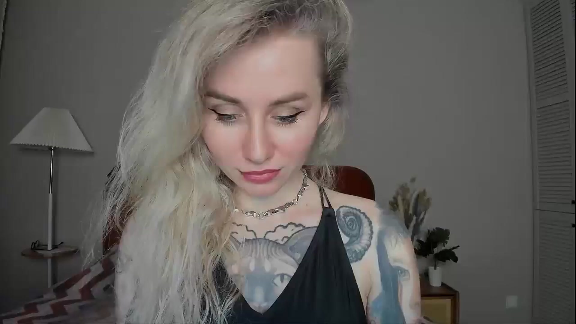 Gallery image thumbnail from Alexa_Smithhh's myfreecams stream on, 03/24/2025, 20:15 image 2 of 20