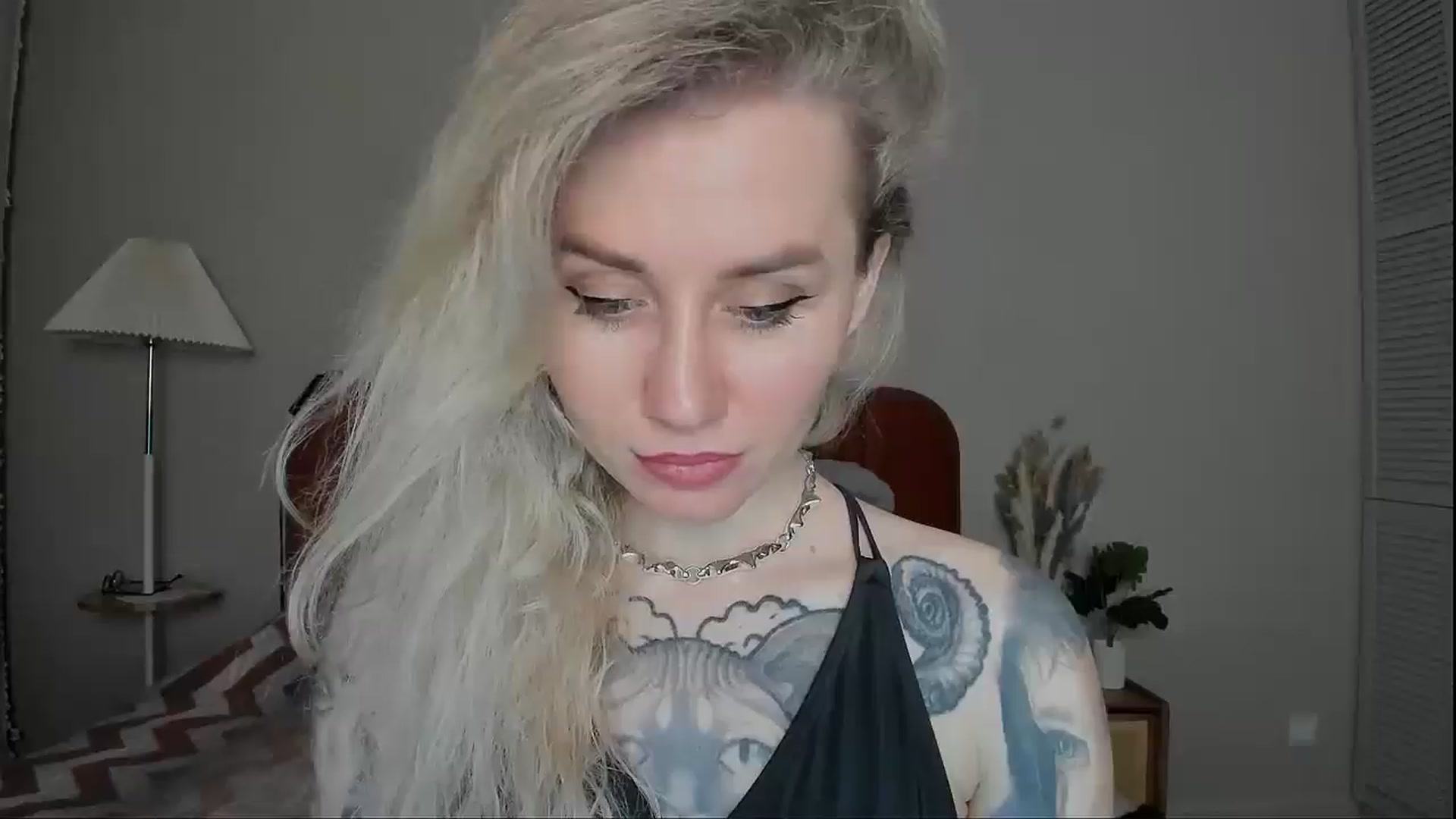 Gallery image thumbnail from Alexa_Smithhh's myfreecams stream on, 03/24/2025, 20:15 image 16 of 20