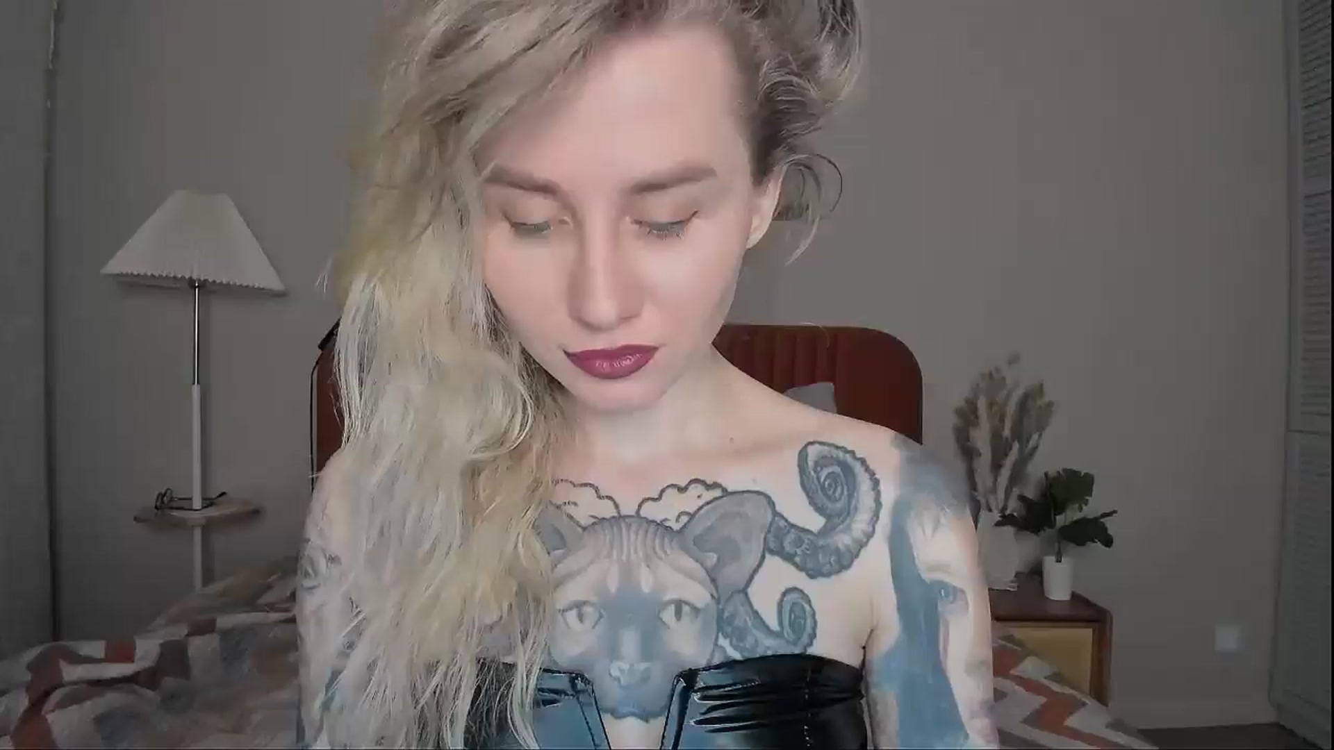 Gallery image thumbnail from Alexa_Smithhh's myfreecams stream on, 03/25/2025, 18:00 image 12 of 20
