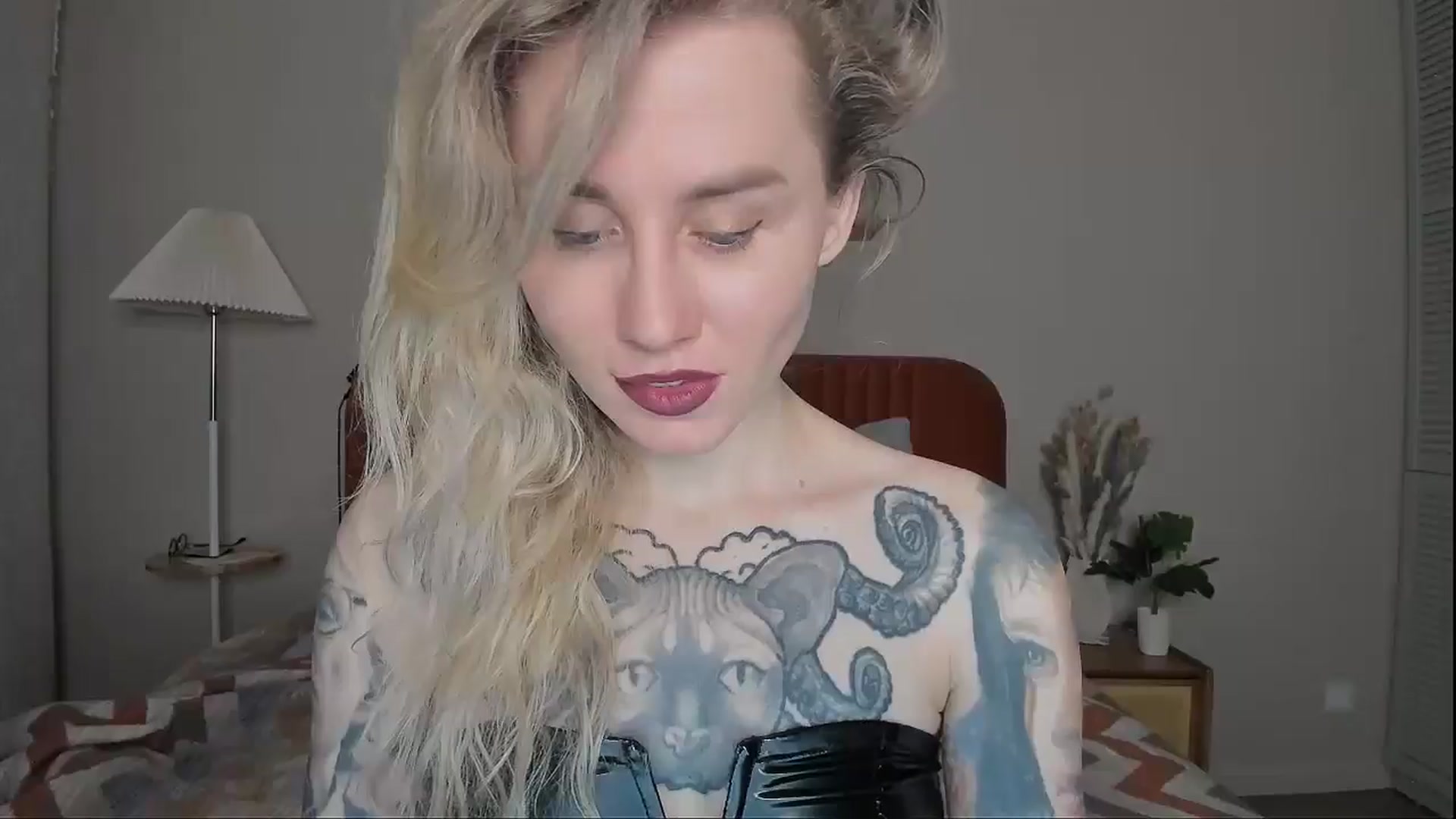 Gallery image thumbnail from Alexa_Smithhh's myfreecams stream on, 03/25/2025, 18:00 image 10 of 20