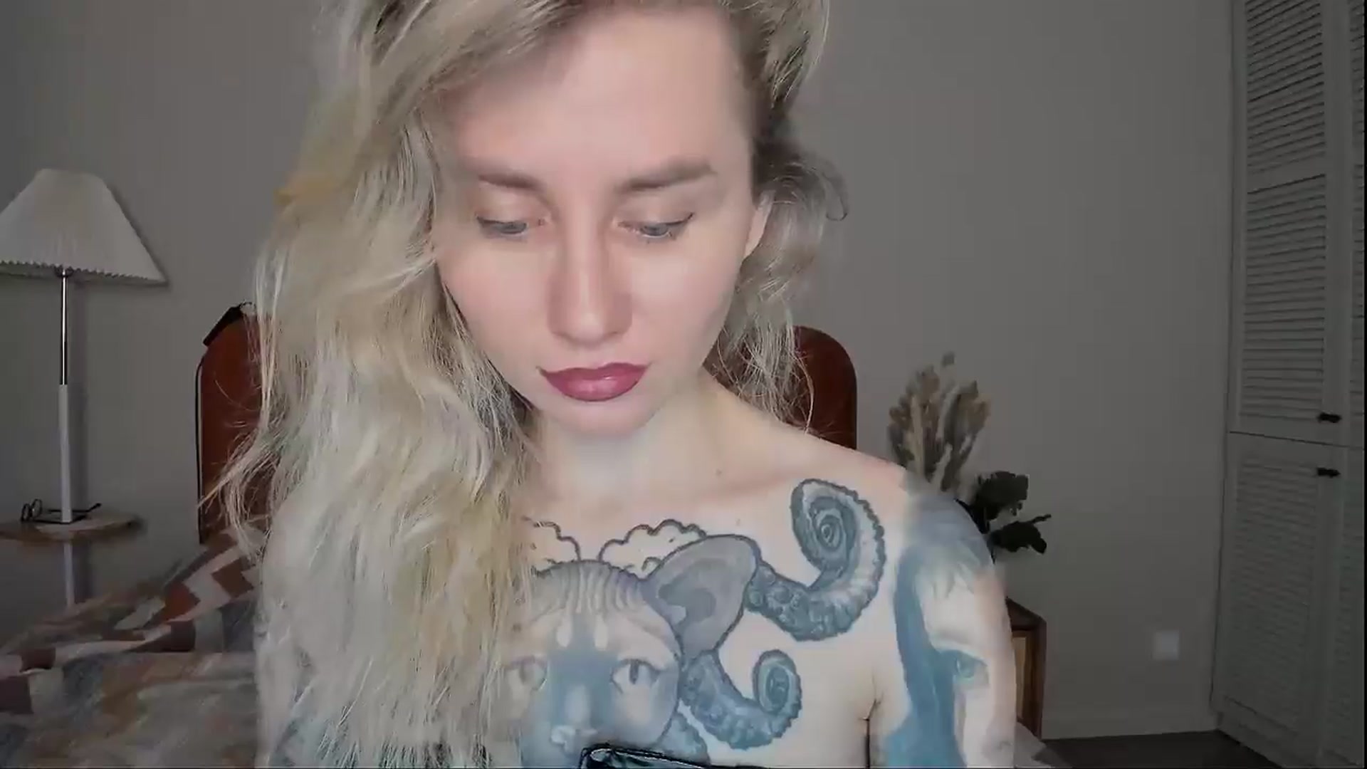 Gallery image thumbnail from Alexa_Smithhh's myfreecams stream on, 03/25/2025, 20:33 image 13 of 20