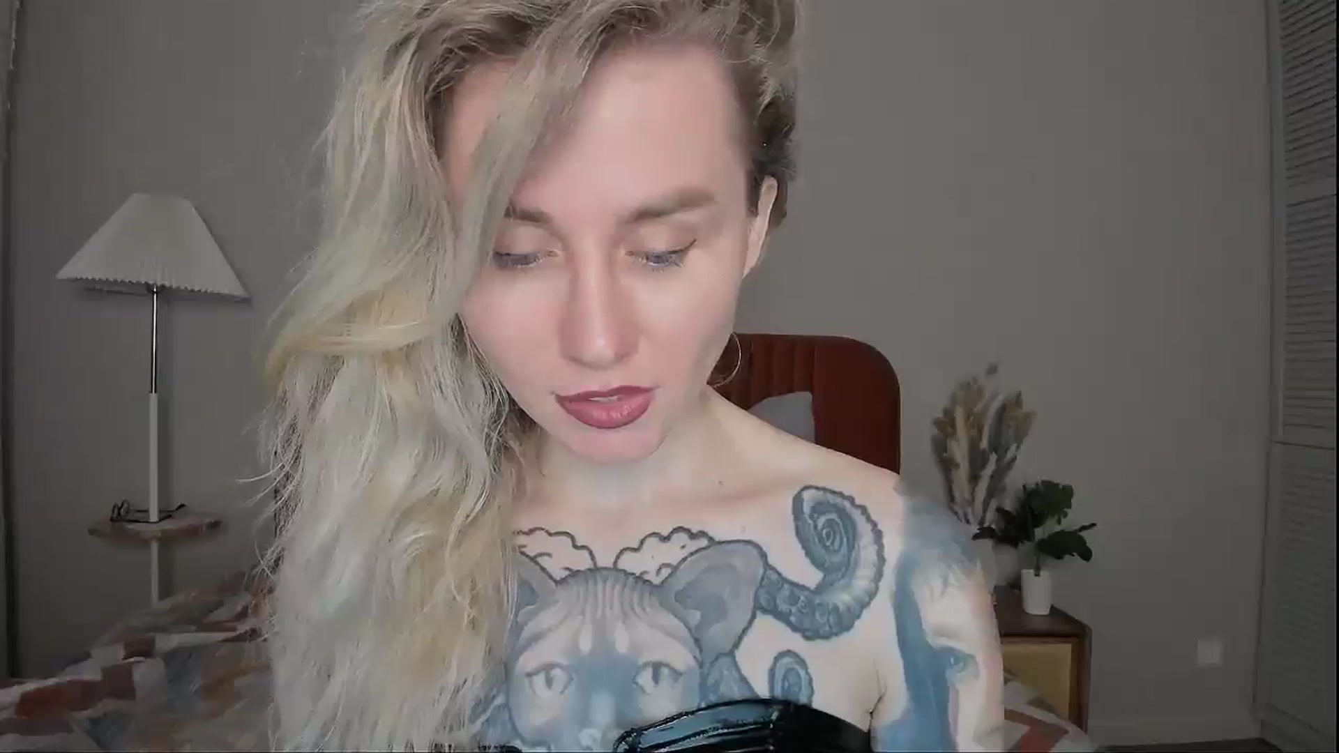 Gallery image thumbnail from Alexa_Smithhh's myfreecams stream on, 03/25/2025, 20:33 image 18 of 20