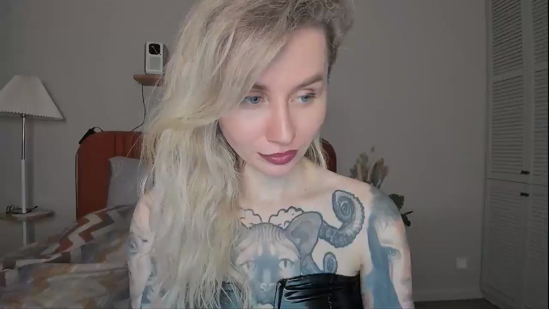Gallery image thumbnail from Alexa_Smithhh's myfreecams stream on, 03/25/2025, 20:33 image 8 of 20