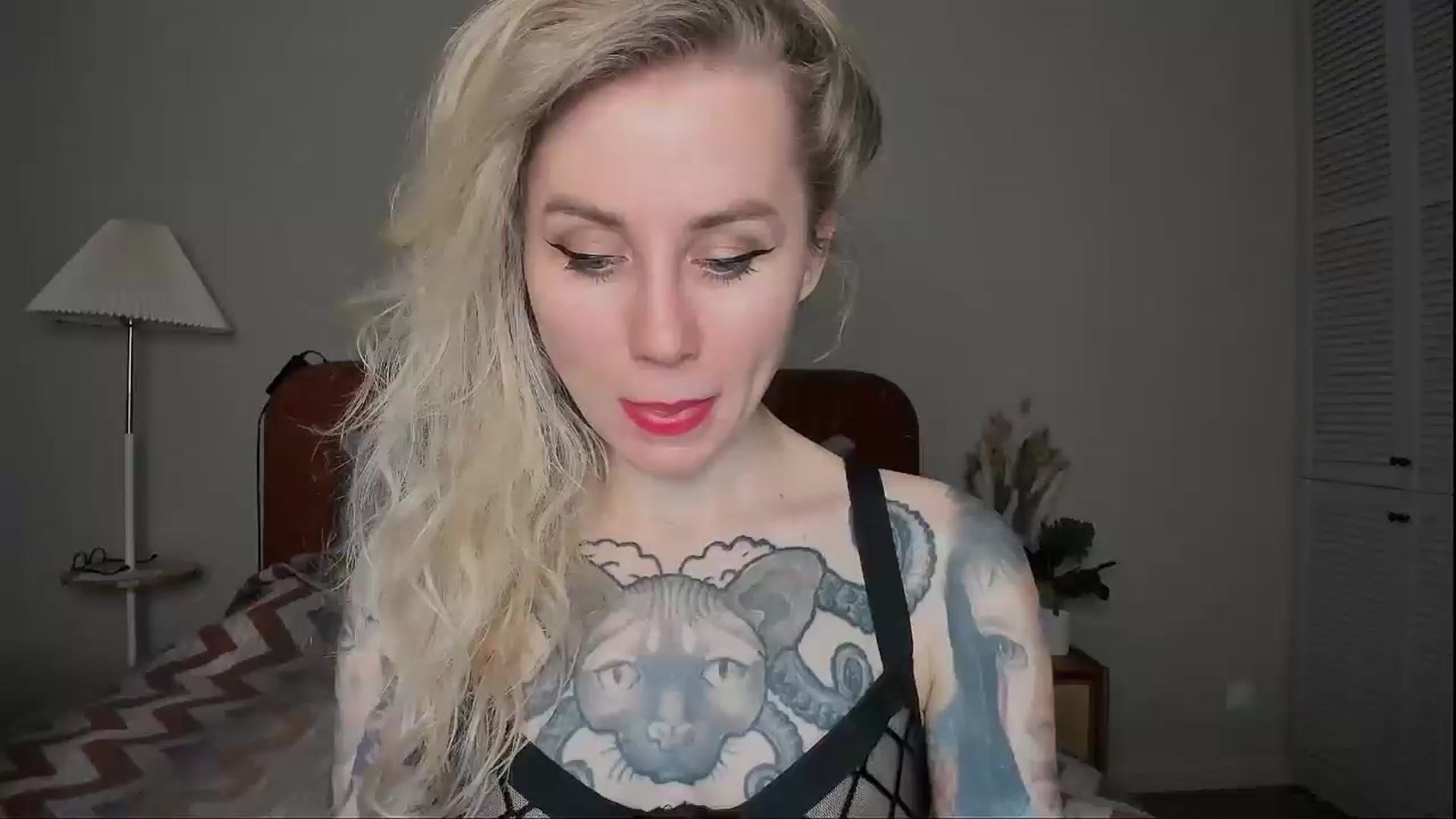 Gallery image thumbnail from Alexa_Smithhh's myfreecams stream on, 03/27/2025, 17:47 image 15 of 20