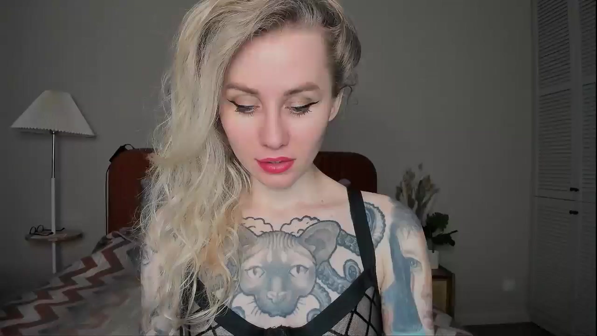 Gallery image thumbnail from Alexa_Smithhh's myfreecams stream on, 03/27/2025, 17:47 image 12 of 20