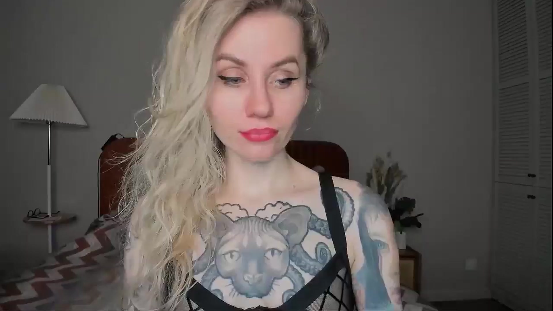 Gallery image thumbnail from Alexa_Smithhh's myfreecams stream on, 03/27/2025, 17:47 image 17 of 20