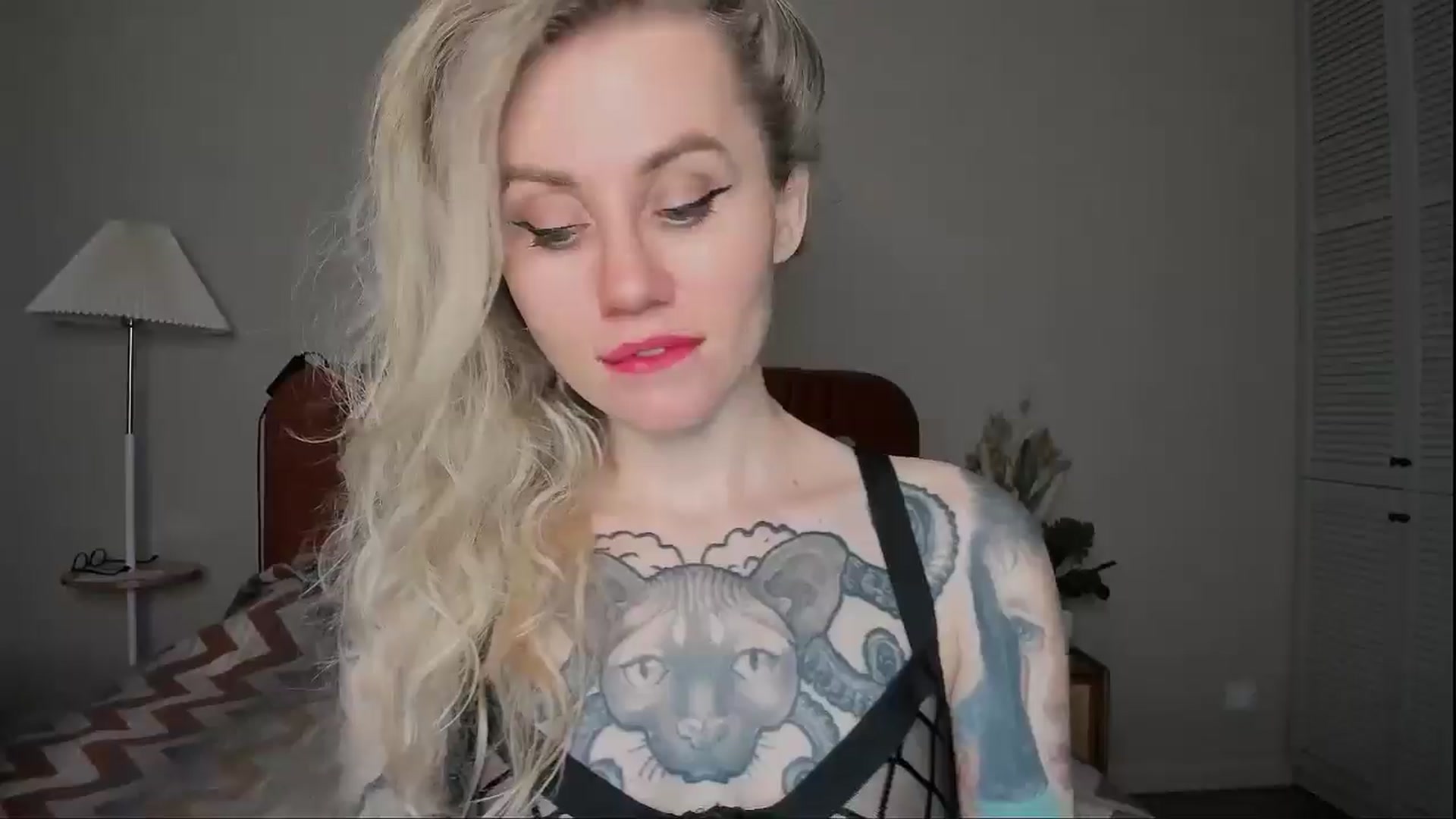 Gallery image thumbnail from Alexa_Smithhh's myfreecams stream on, 03/27/2025, 17:47 image 8 of 20