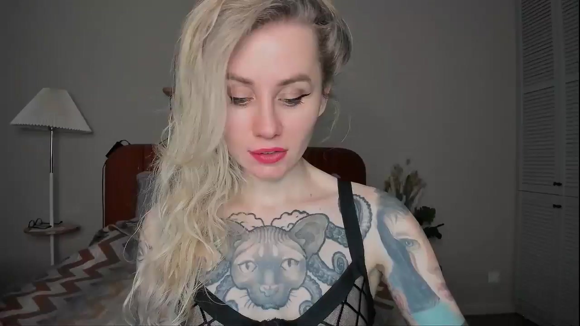 Gallery image thumbnail from Alexa_Smithhh's myfreecams stream on, 03/27/2025, 18:03 image 1 of 20