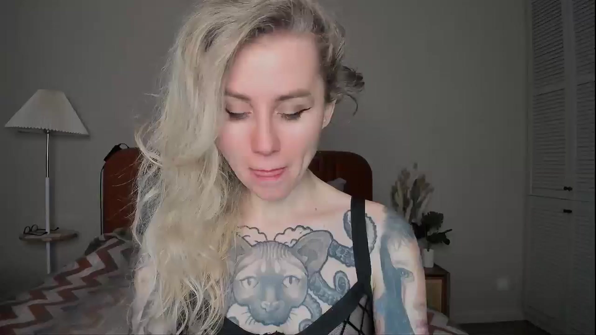 Gallery image thumbnail from Alexa_Smithhh's myfreecams stream on, 03/27/2025, 19:40 image 9 of 20