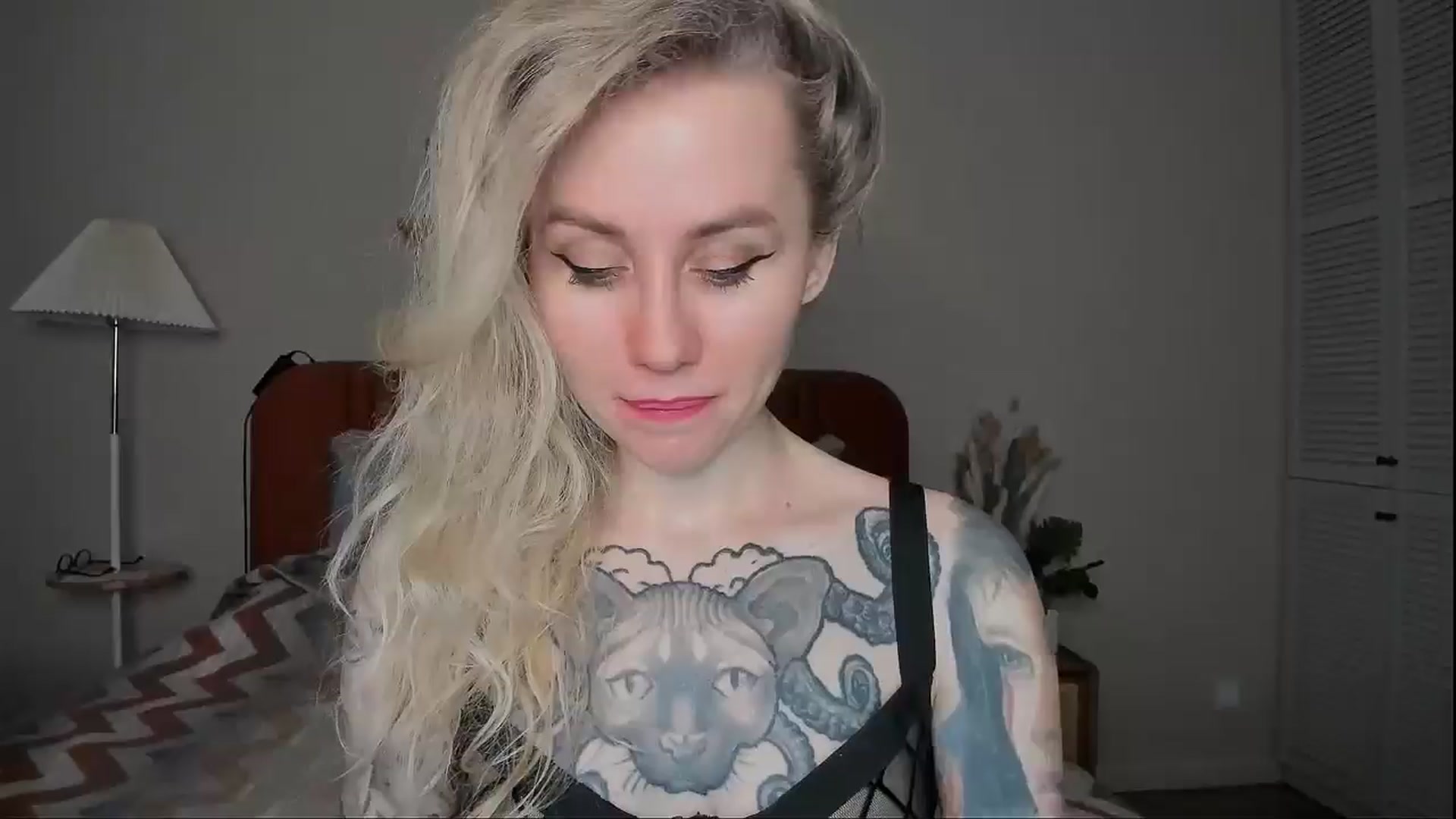 Gallery image thumbnail from Alexa_Smithhh's myfreecams stream on, 03/27/2025, 19:40 image 7 of 20