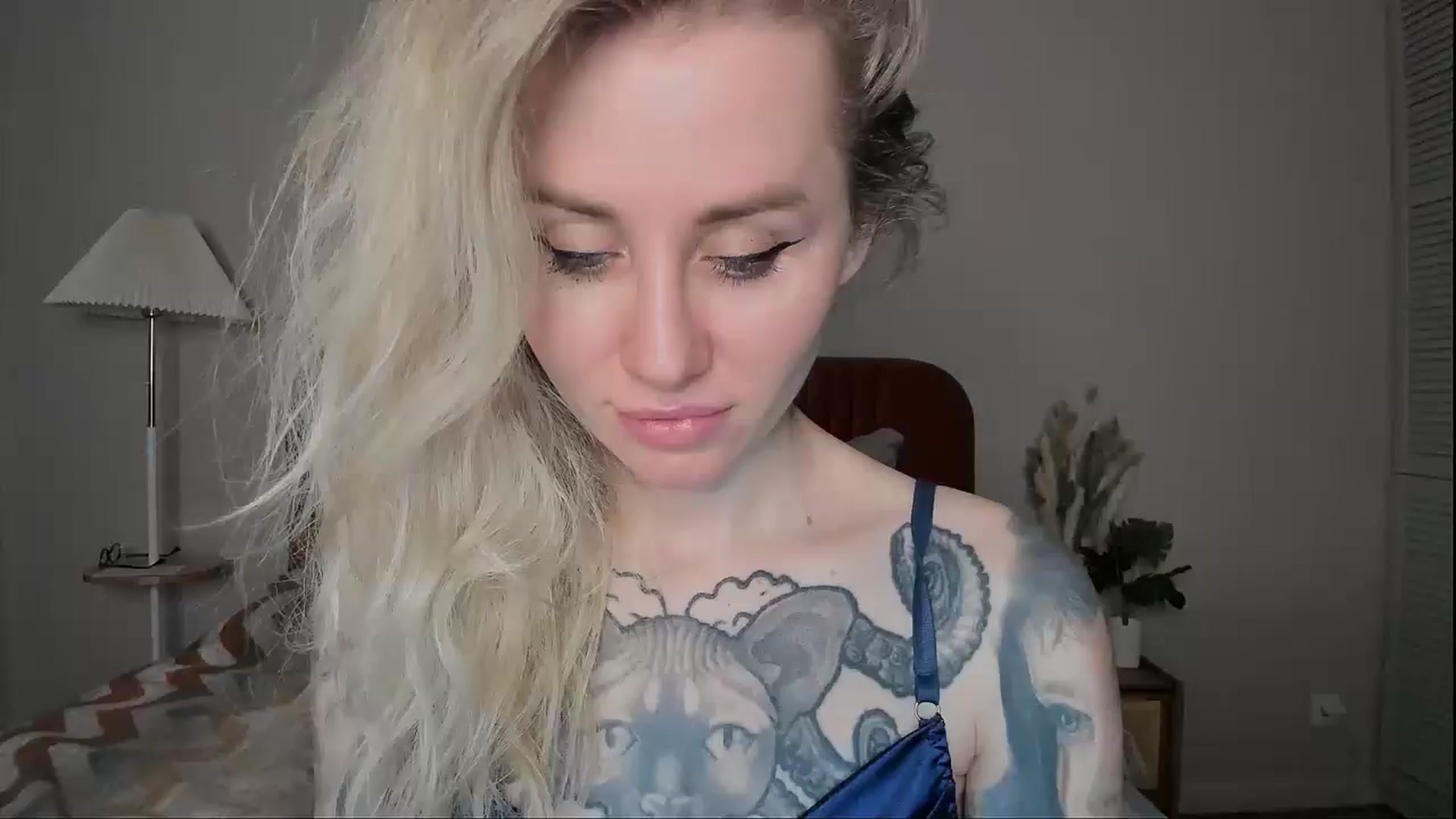 Gallery image thumbnail from Alexa_Smithhh's myfreecams stream on, 03/28/2025, 20:53 image 17 of 20