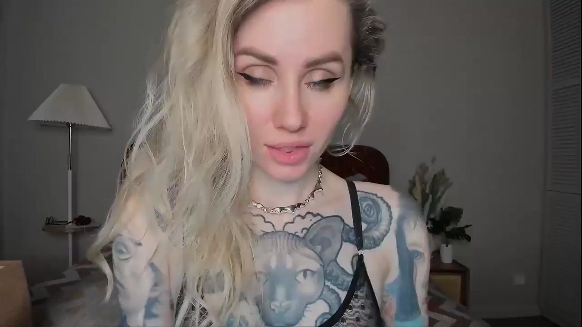 Gallery image thumbnail from Alexa_Smithhh's myfreecams stream on, 03/31/2025, 18:48 image 2 of 20