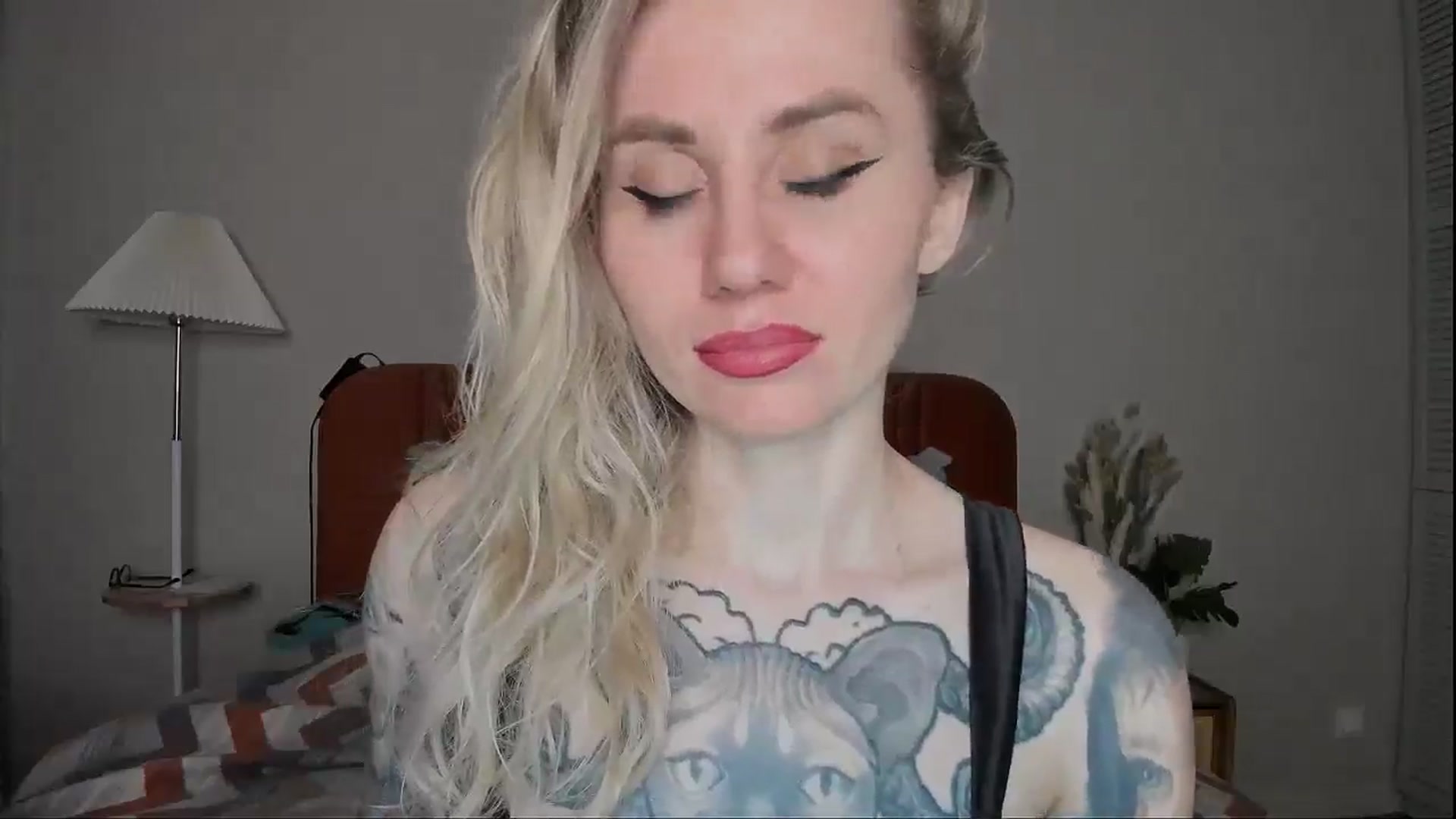 Gallery image thumbnail from Alexa_Smithhh's myfreecams stream on, 04/01/2025, 18:32 image 20 of 20