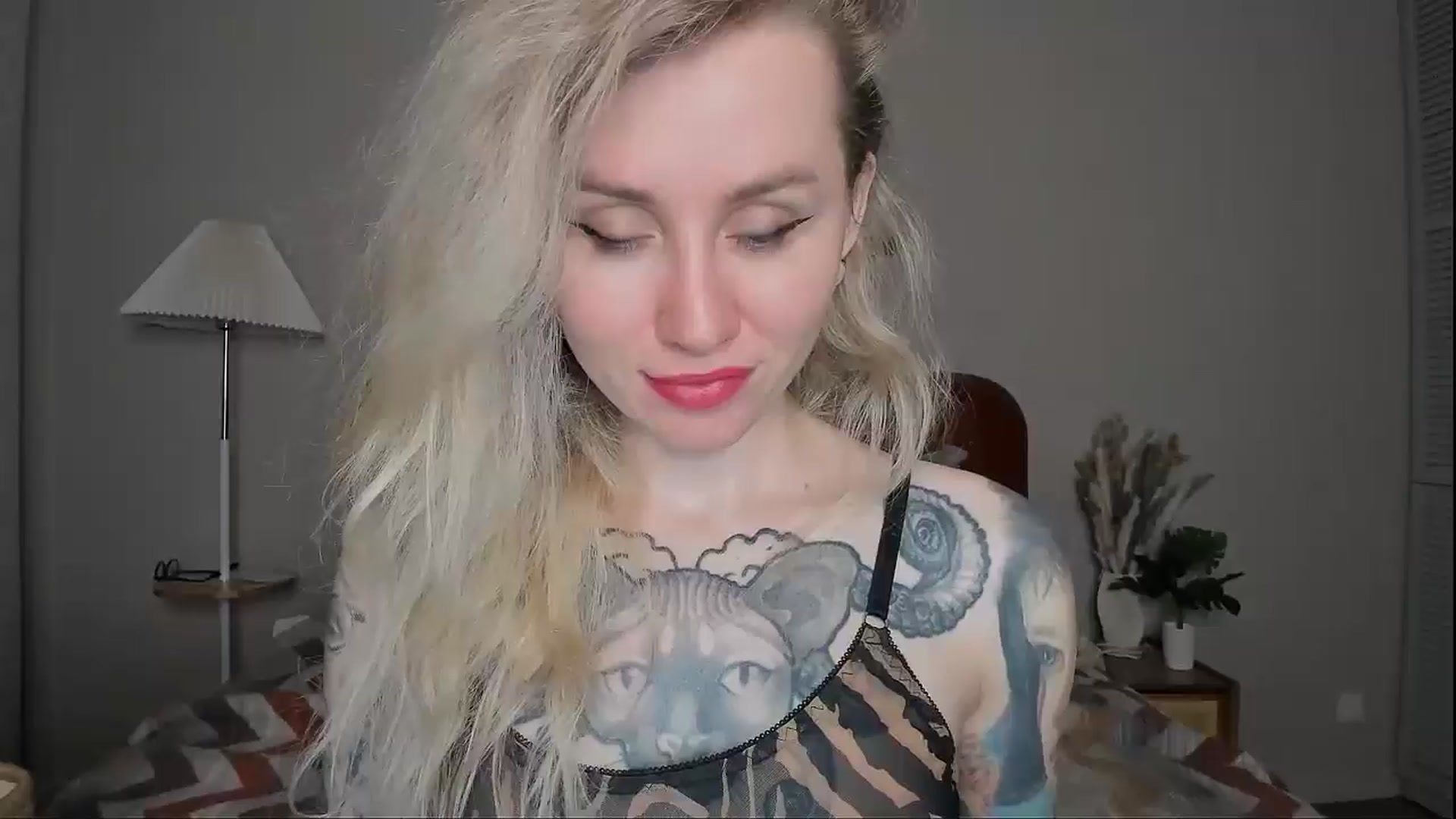 Gallery image thumbnail from Alexa_Smithhh's myfreecams stream on, 04/03/2025, 17:44 image 5 of 20
