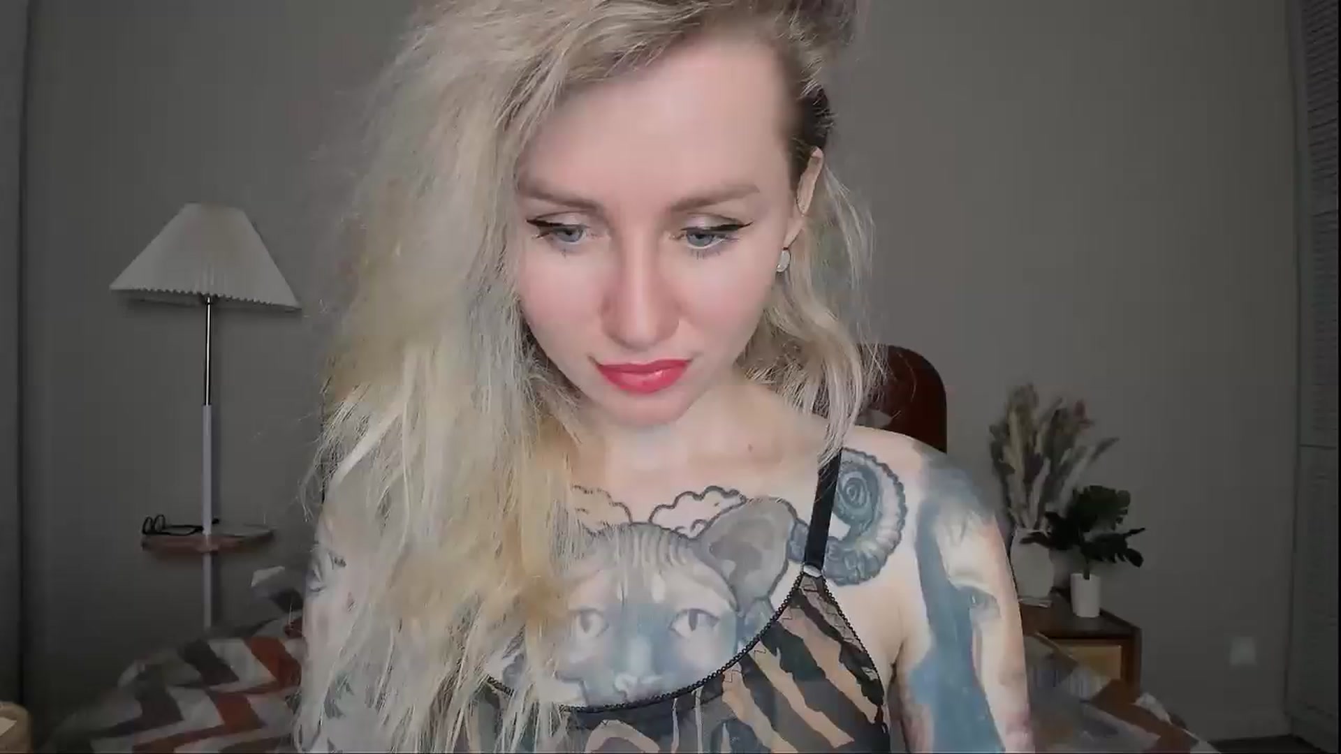 Gallery image thumbnail from Alexa_Smithhh's myfreecams stream on, 04/03/2025, 17:44 image 4 of 20