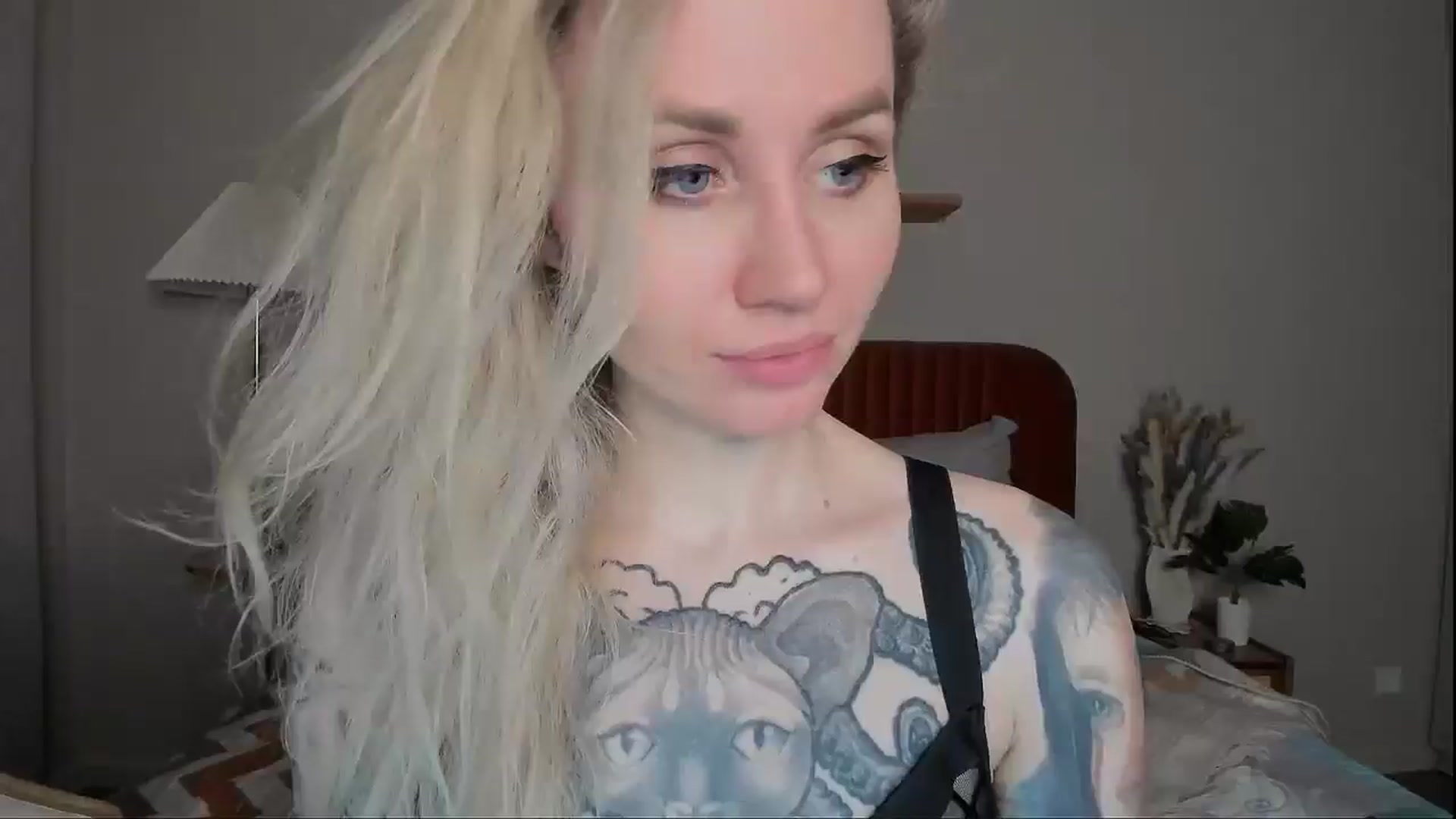 Gallery image thumbnail from Alexa_Smithhh's myfreecams stream on, 04/06/2025, 19:33 image 10 of 20