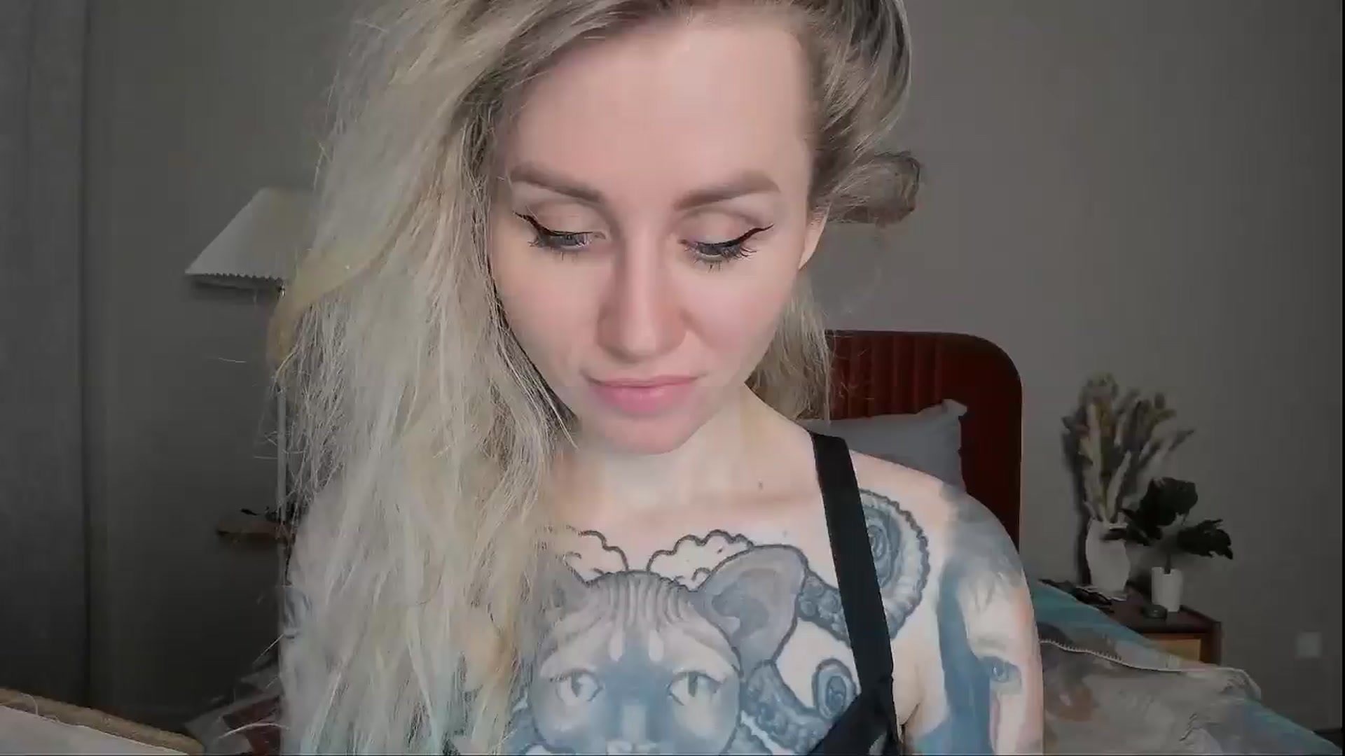 Gallery image thumbnail from Alexa_Smithhh's myfreecams stream on, 04/06/2025, 20:58 image 5 of 20