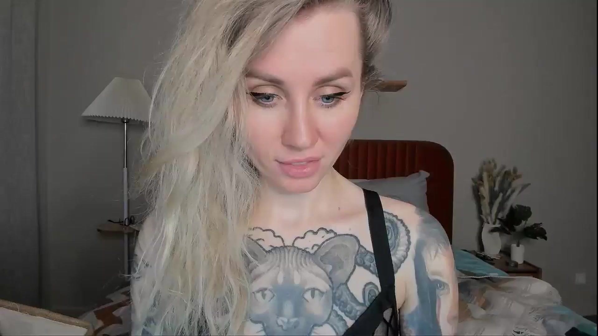 Gallery image thumbnail from Alexa_Smithhh's myfreecams stream on, 04/06/2025, 20:58 image 14 of 20
