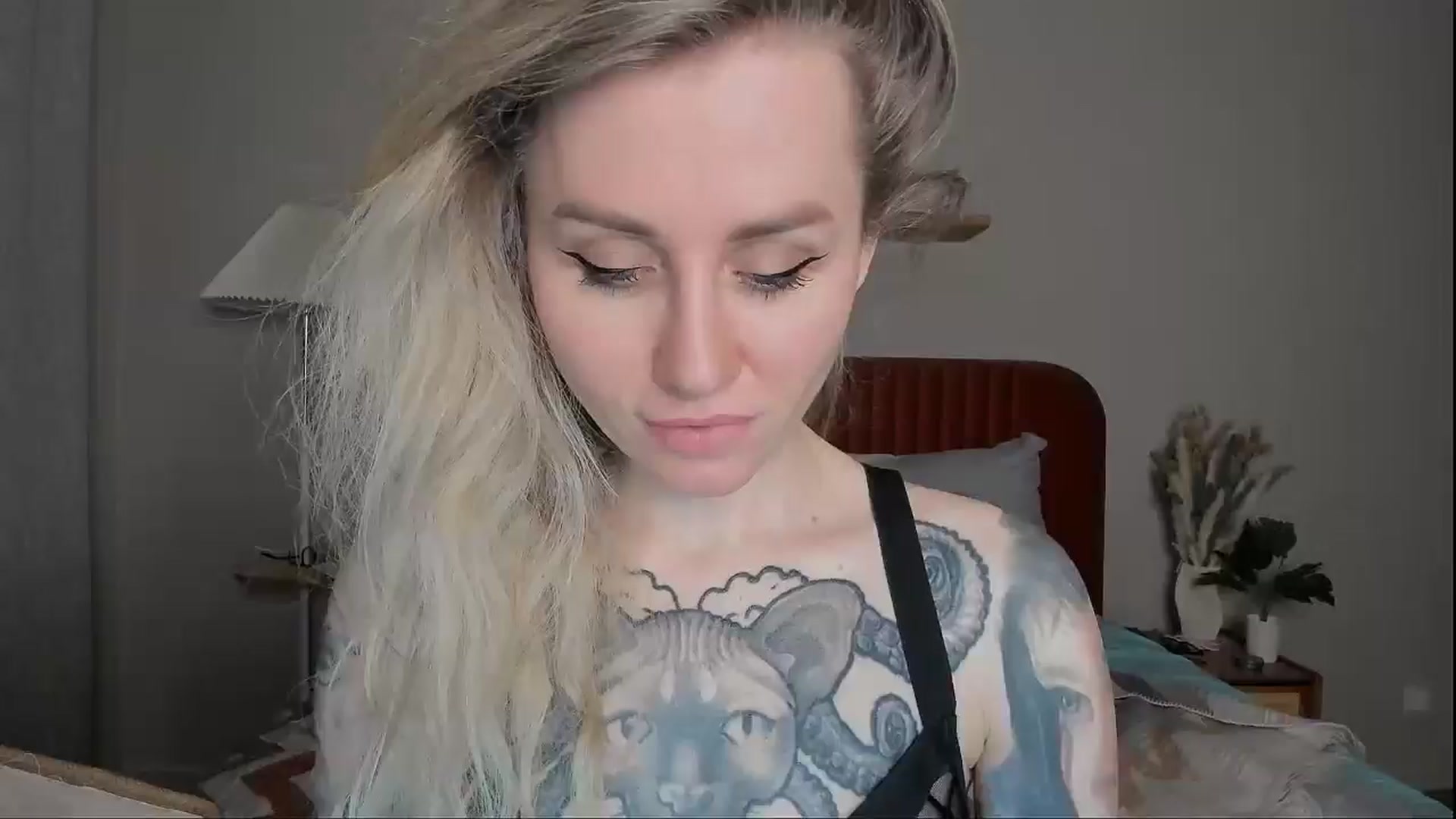 Gallery image thumbnail from Alexa_Smithhh's myfreecams stream on, 04/06/2025, 20:58 image 4 of 20