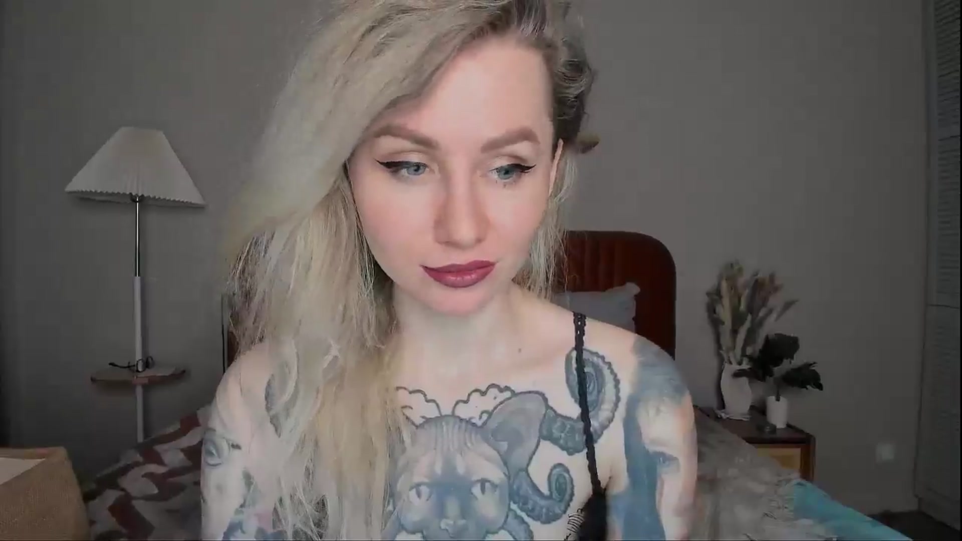 Gallery image thumbnail from Alexa_Smithhh's myfreecams stream on, 04/07/2025, 18:42 image 12 of 20