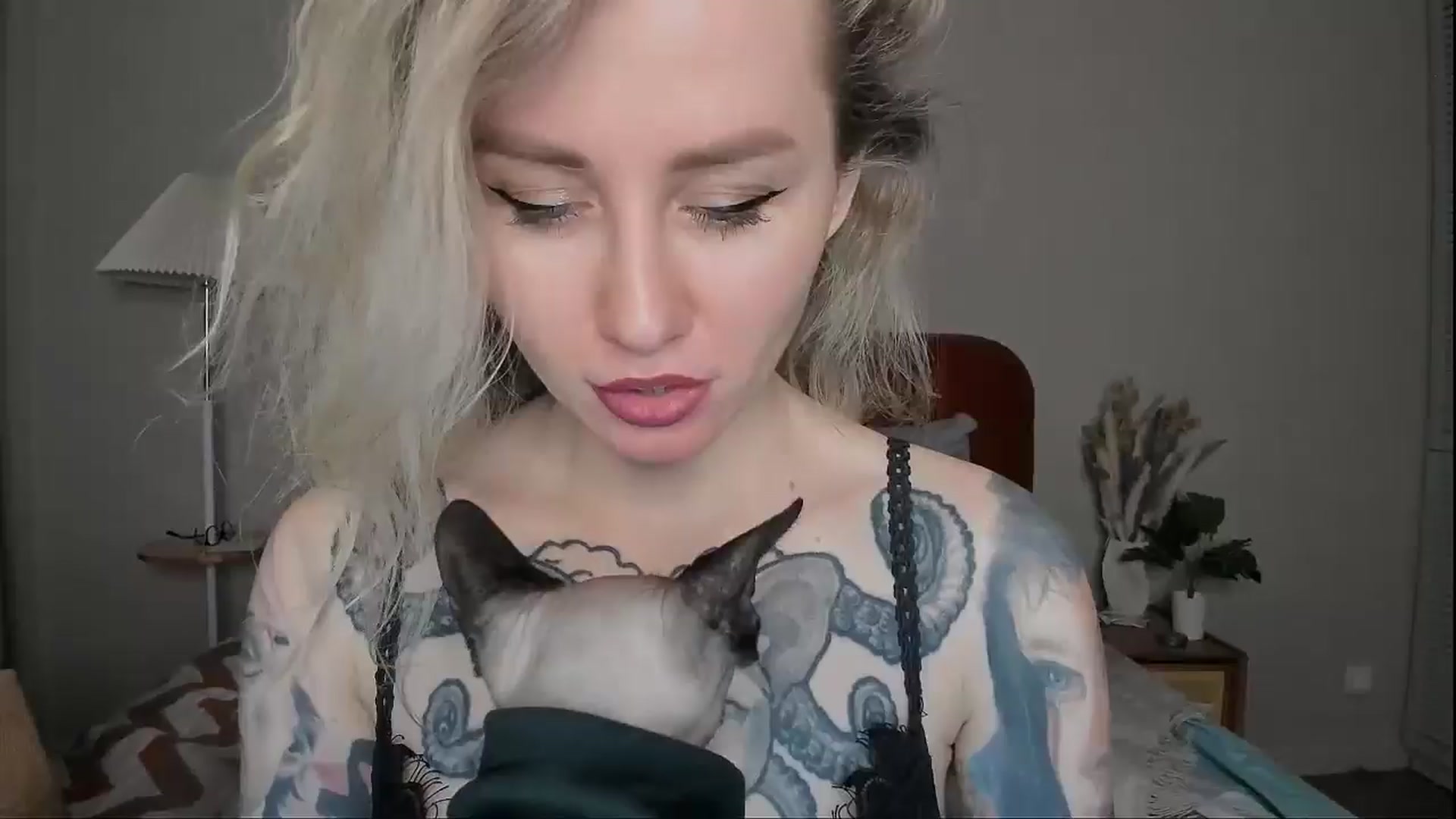 Gallery image thumbnail from Alexa_Smithhh's myfreecams stream on, 04/07/2025, 19:50 image 20 of 20