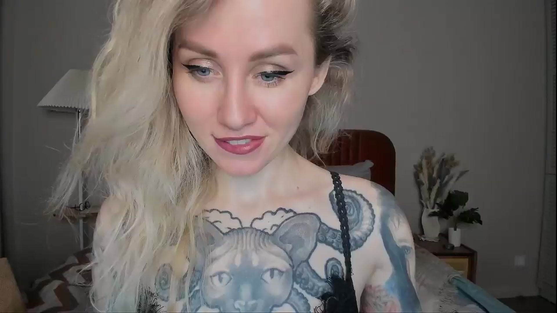 Gallery image thumbnail from Alexa_Smithhh's myfreecams stream on, 04/07/2025, 19:50 image 18 of 20