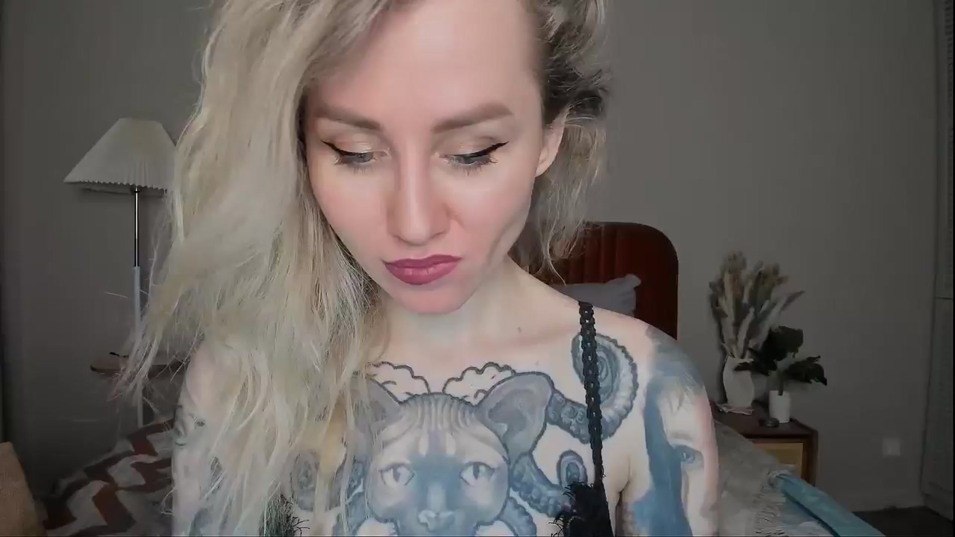 Gallery image thumbnail from Alexa_Smithhh's myfreecams stream on, 04/07/2025, 19:50 image 16 of 20