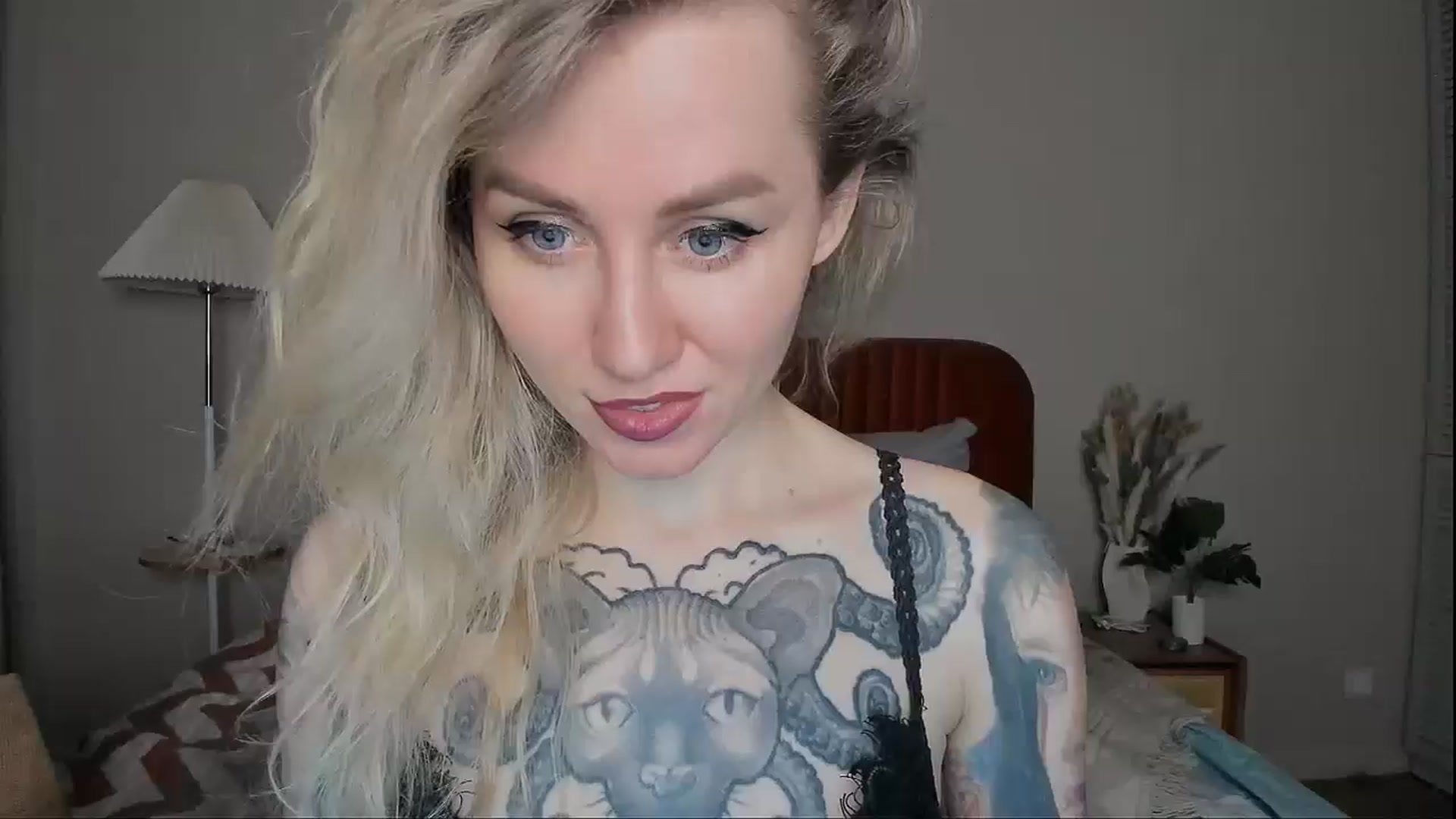 Gallery image thumbnail from Alexa_Smithhh's myfreecams stream on, 04/07/2025, 19:50 image 13 of 20