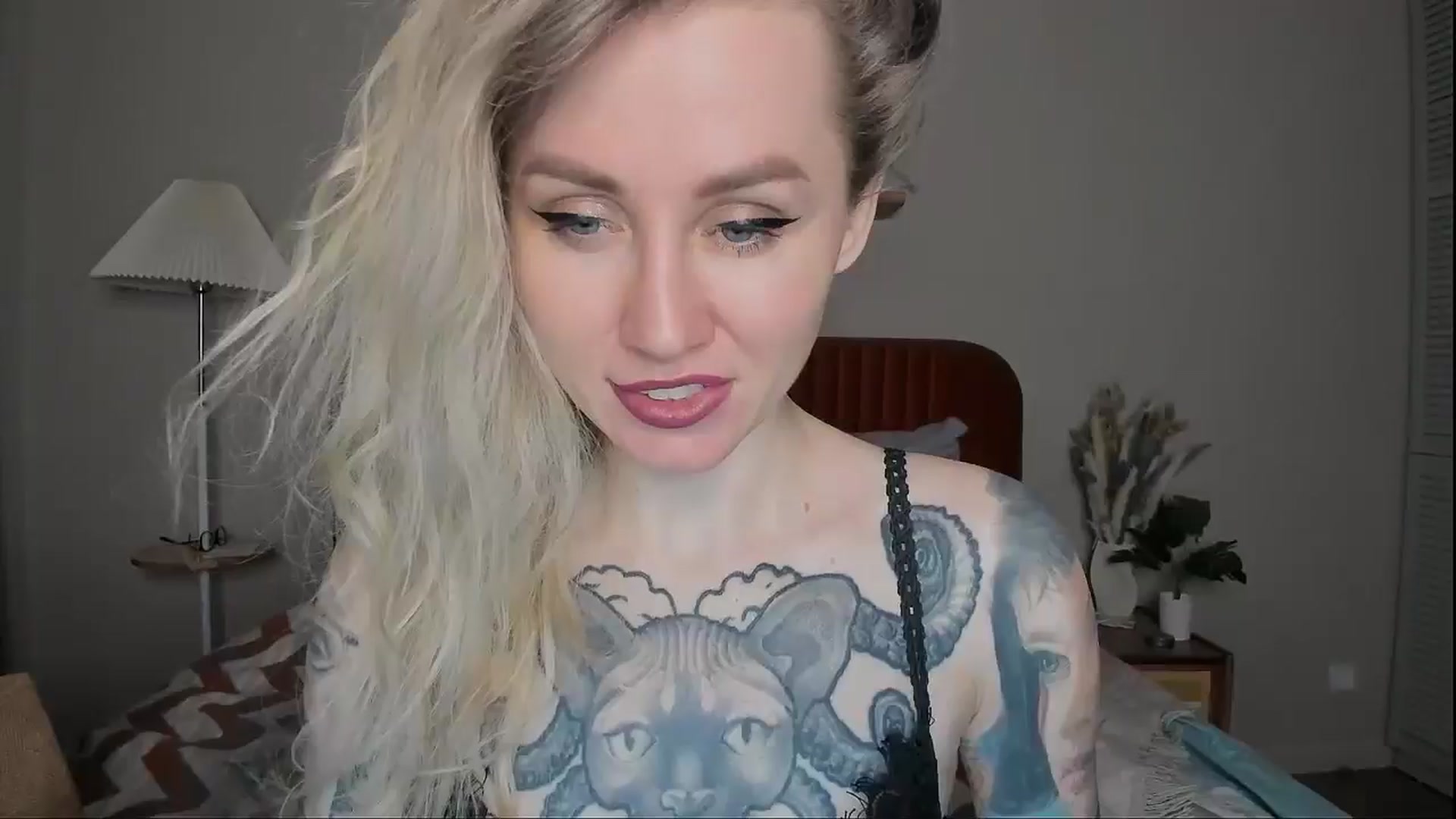 Gallery image thumbnail from Alexa_Smithhh's myfreecams stream on, 04/07/2025, 19:50 image 5 of 20