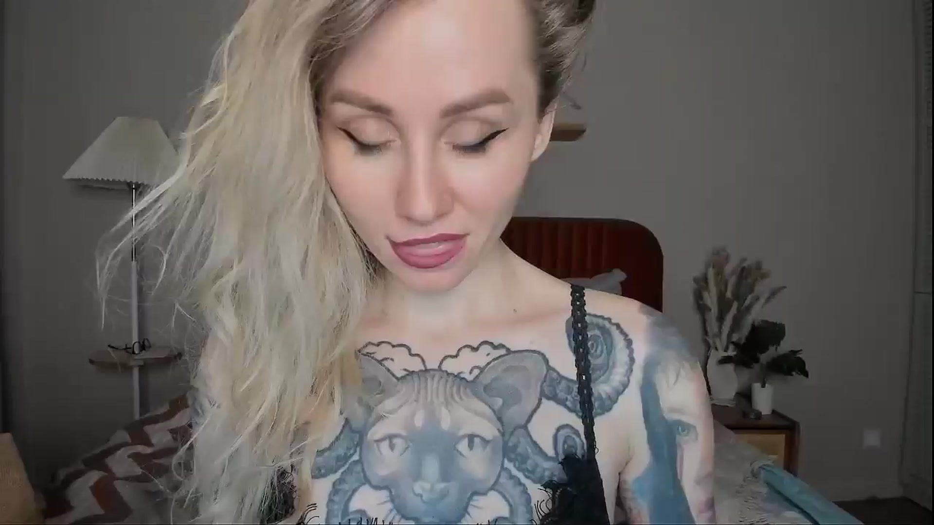 Gallery image thumbnail from Alexa_Smithhh's myfreecams stream on, 04/07/2025, 19:50 image 7 of 20