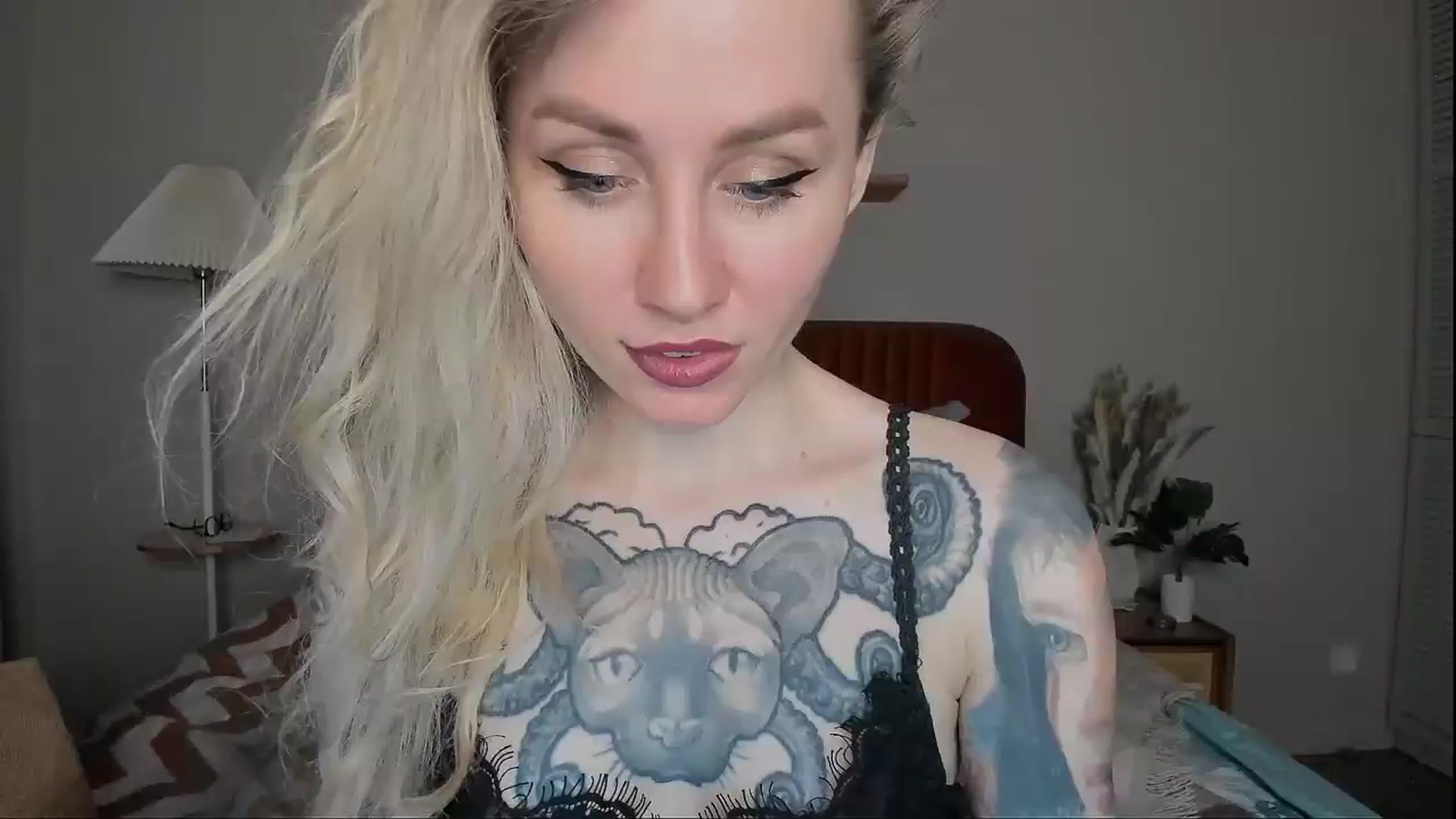 Gallery image thumbnail from Alexa_Smithhh's myfreecams stream on, 04/07/2025, 19:50 image 1 of 20