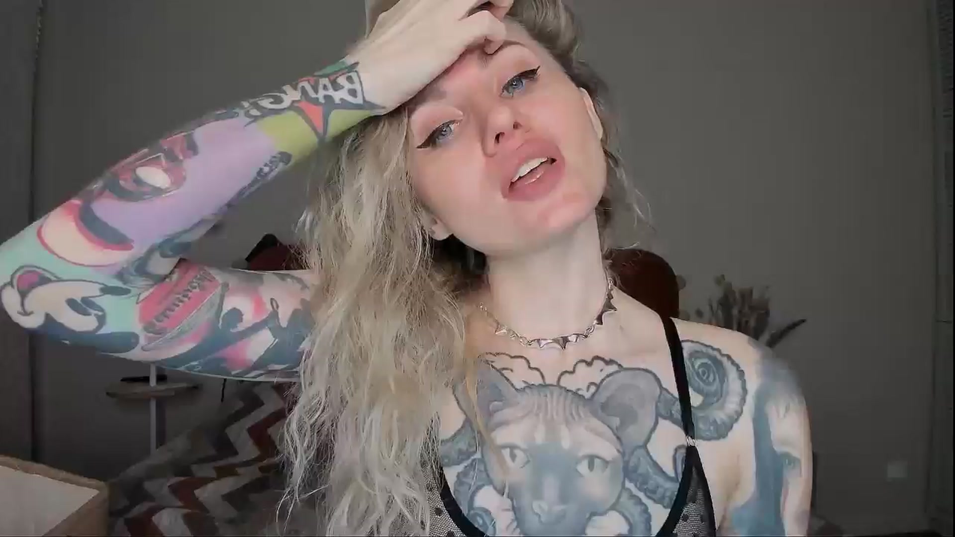 Gallery image thumbnail from Alexa_Smithhh's myfreecams stream on, 04/13/2025, 18:40 image 4 of 20