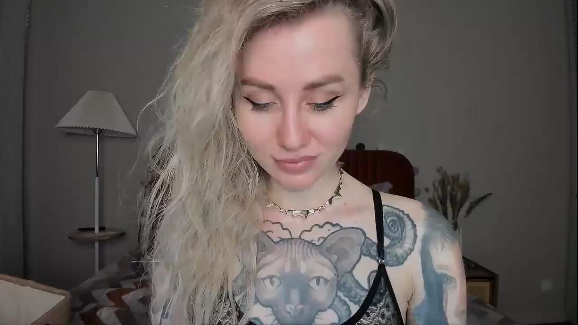 Gallery image thumbnail from Alexa_Smithhh's myfreecams stream on, 04/13/2025, 18:40 image 8 of 20