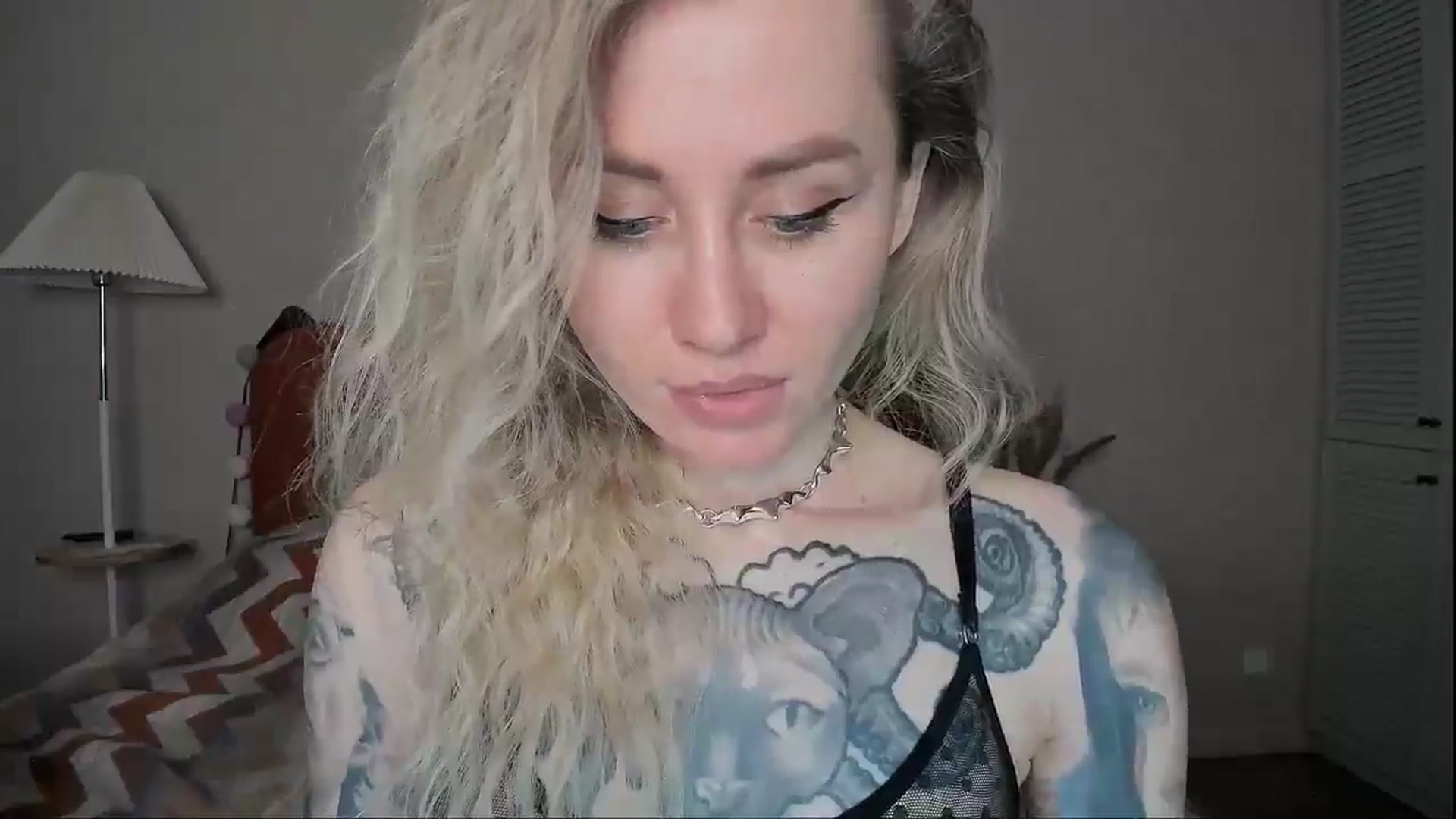 Gallery image thumbnail from Alexa_Smithhh's myfreecams stream on, 04/13/2025, 21:22 image 10 of 20