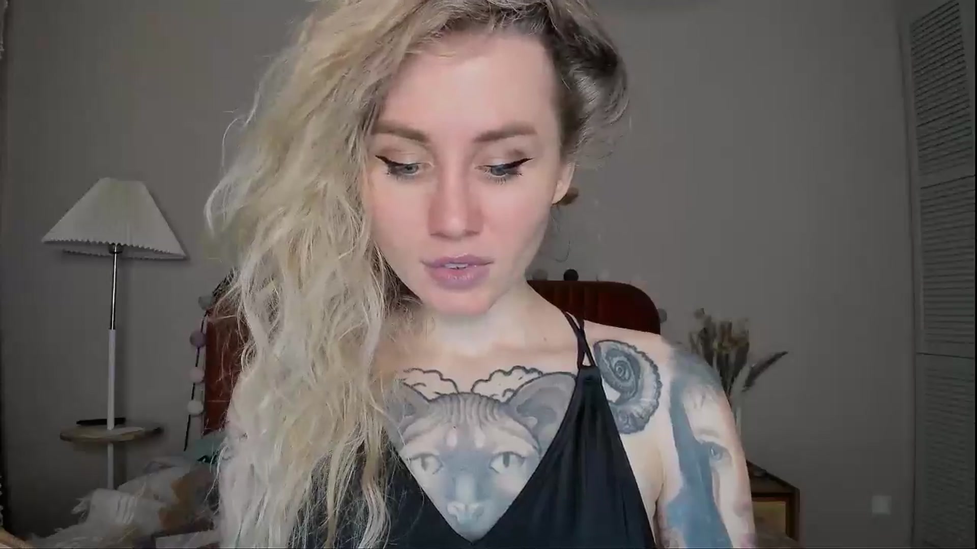 Gallery image thumbnail from Alexa_Smithhh's myfreecams stream on, 04/14/2025, 19:04 image 2 of 20