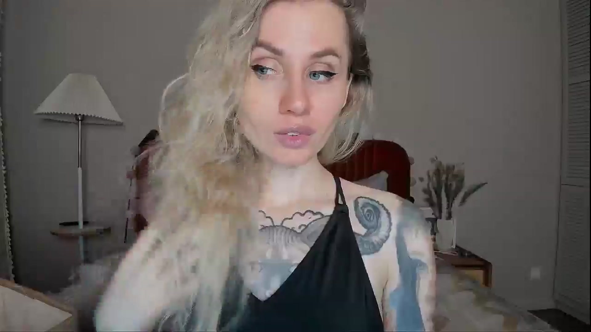 Gallery image thumbnail from Alexa_Smithhh's myfreecams stream on, 04/14/2025, 19:04 image 20 of 20