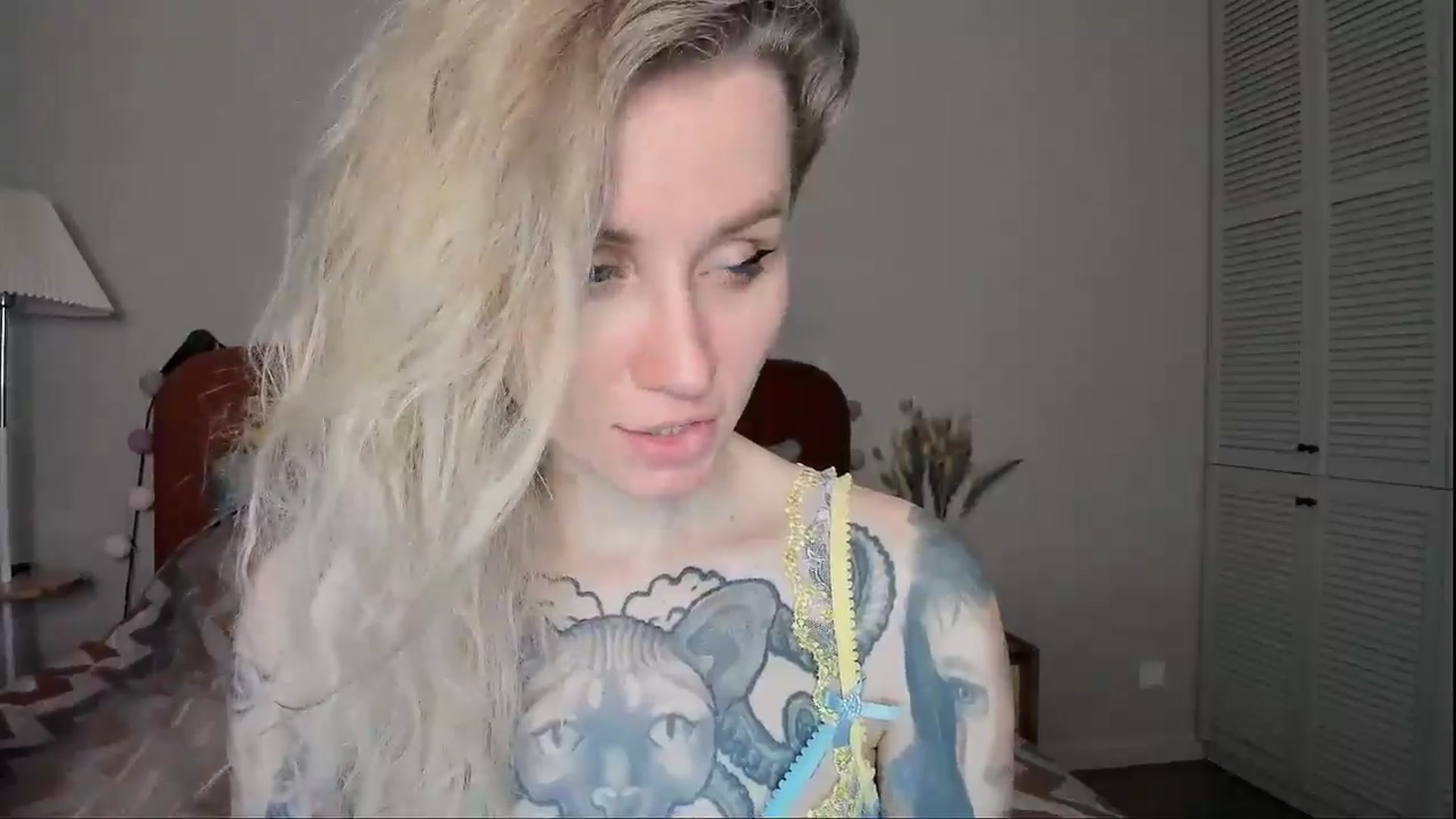 Gallery image thumbnail from Alexa_Smithhh's myfreecams stream on, 04/15/2025, 20:09 image 12 of 20