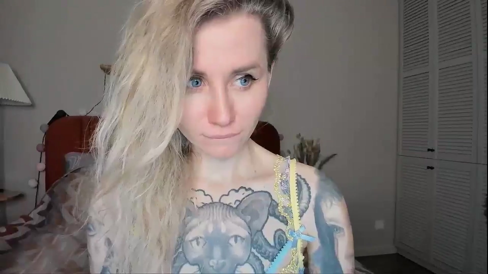 Gallery image thumbnail from Alexa_Smithhh's myfreecams stream on, 04/15/2025, 20:09 image 14 of 20