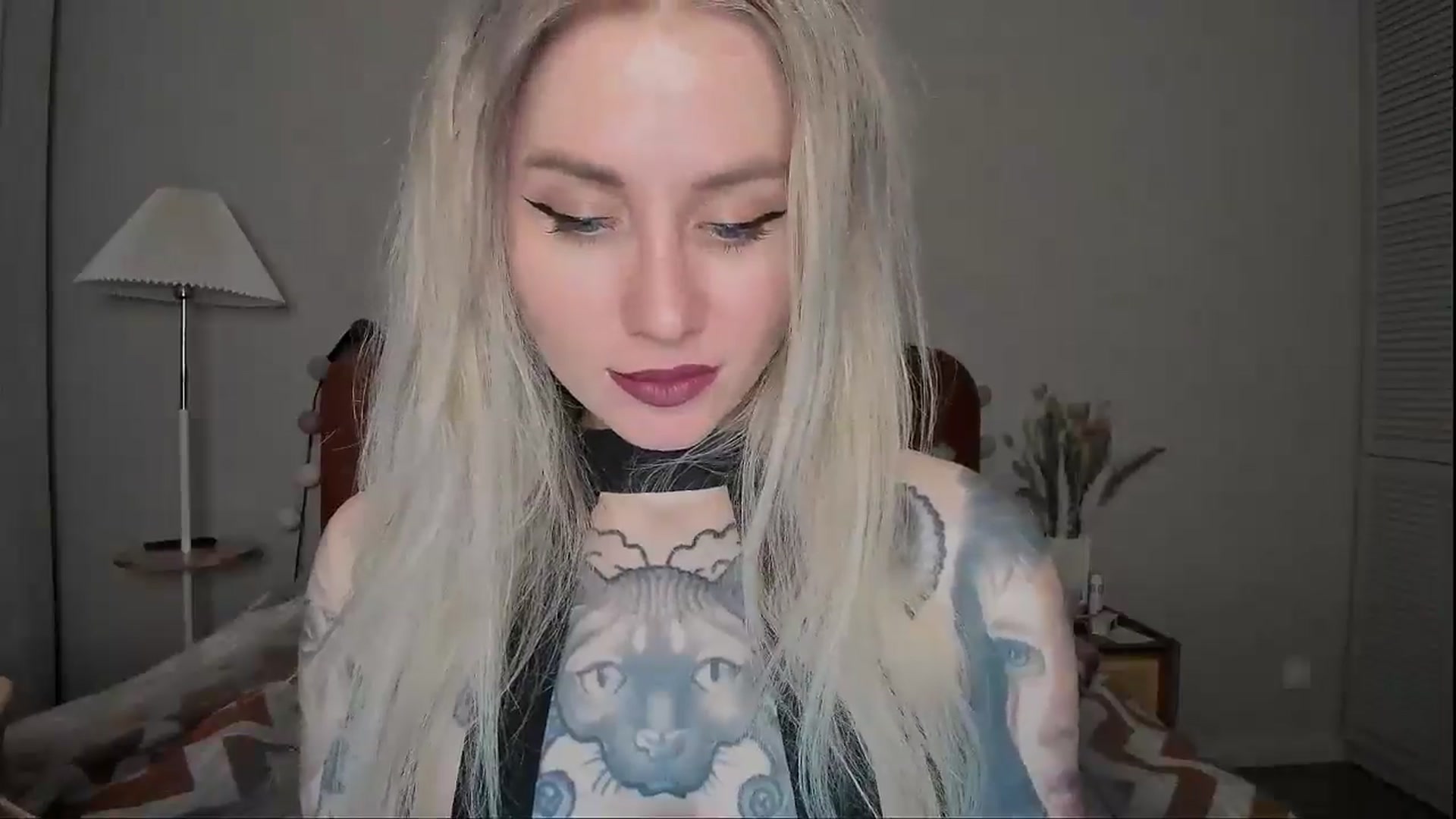 Gallery image thumbnail from Alexa_Smithhh's myfreecams stream on, 04/17/2025, 17:59 image 16 of 20