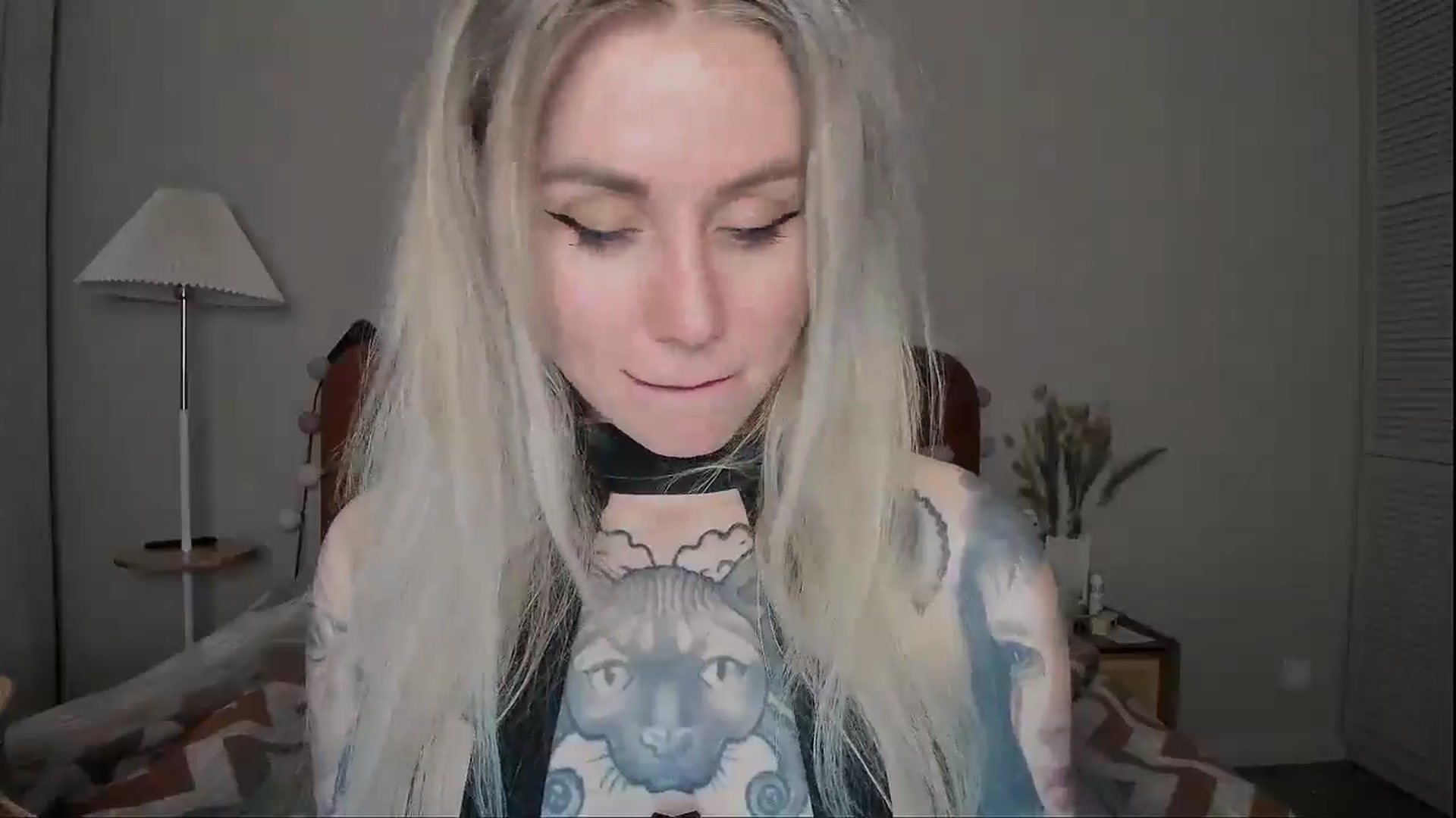 Gallery image thumbnail from Alexa_Smithhh's myfreecams stream on, 04/17/2025, 17:59 image 17 of 20