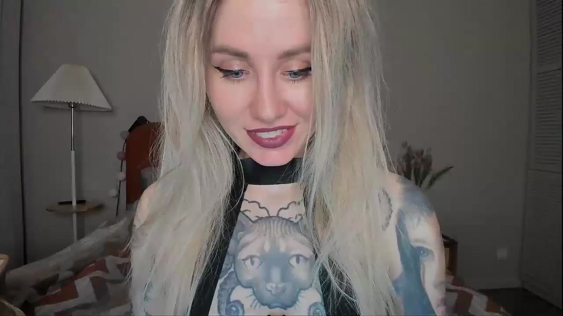 Gallery image thumbnail from Alexa_Smithhh's myfreecams stream on, 04/17/2025, 21:16 image 3 of 20