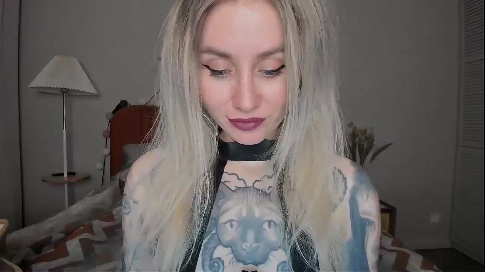 Gallery image thumbnail from Alexa_Smithhh's myfreecams stream on, 04/17/2025, 21:16 image 4 of 20