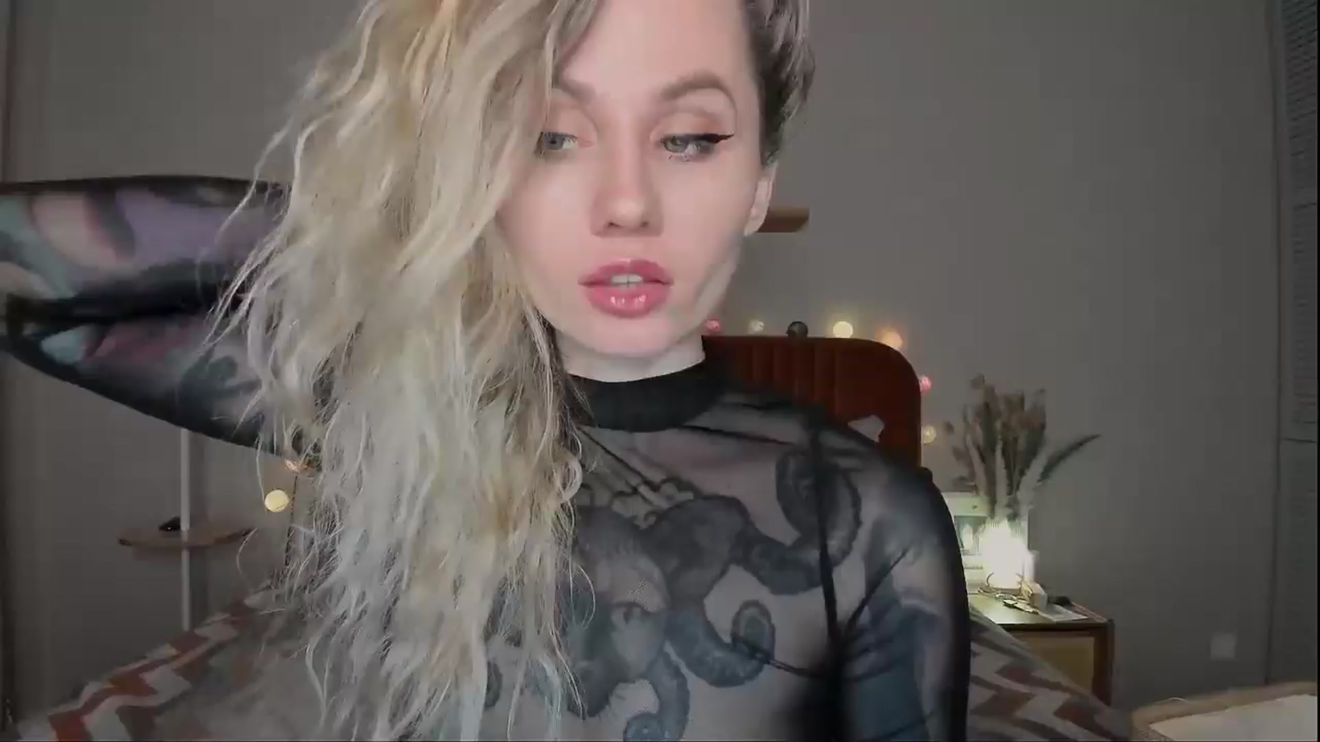 Gallery image thumbnail from Alexa_Smithhh's myfreecams stream on, 04/21/2025, 18:08 image 1 of 20