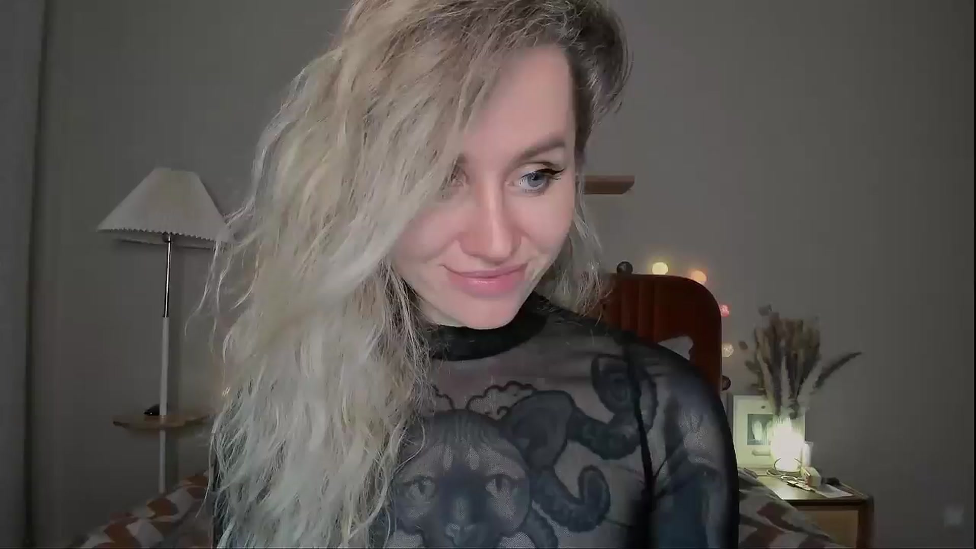 Gallery image thumbnail from Alexa_Smithhh's myfreecams stream on, 04/21/2025, 20:00 image 14 of 20
