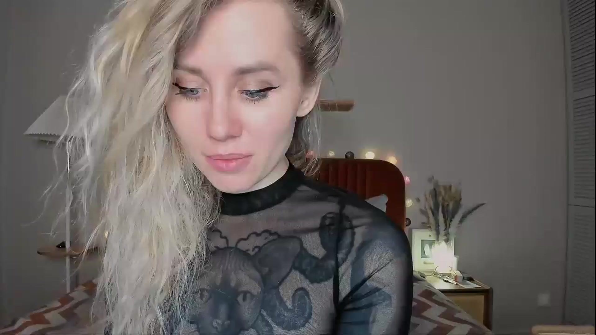 Gallery image thumbnail from Alexa_Smithhh's myfreecams stream on, 04/21/2025, 20:00 image 3 of 20