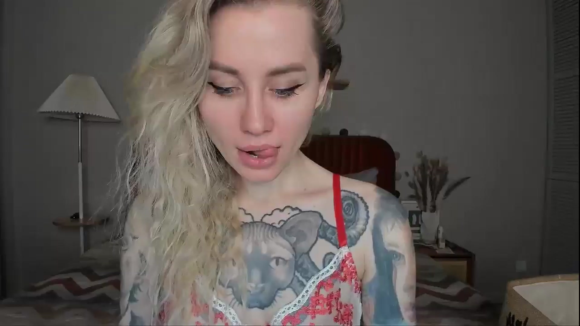 Gallery image thumbnail from Alexa_Smithhh's myfreecams stream on, 04/22/2025, 18:32 image 7 of 20