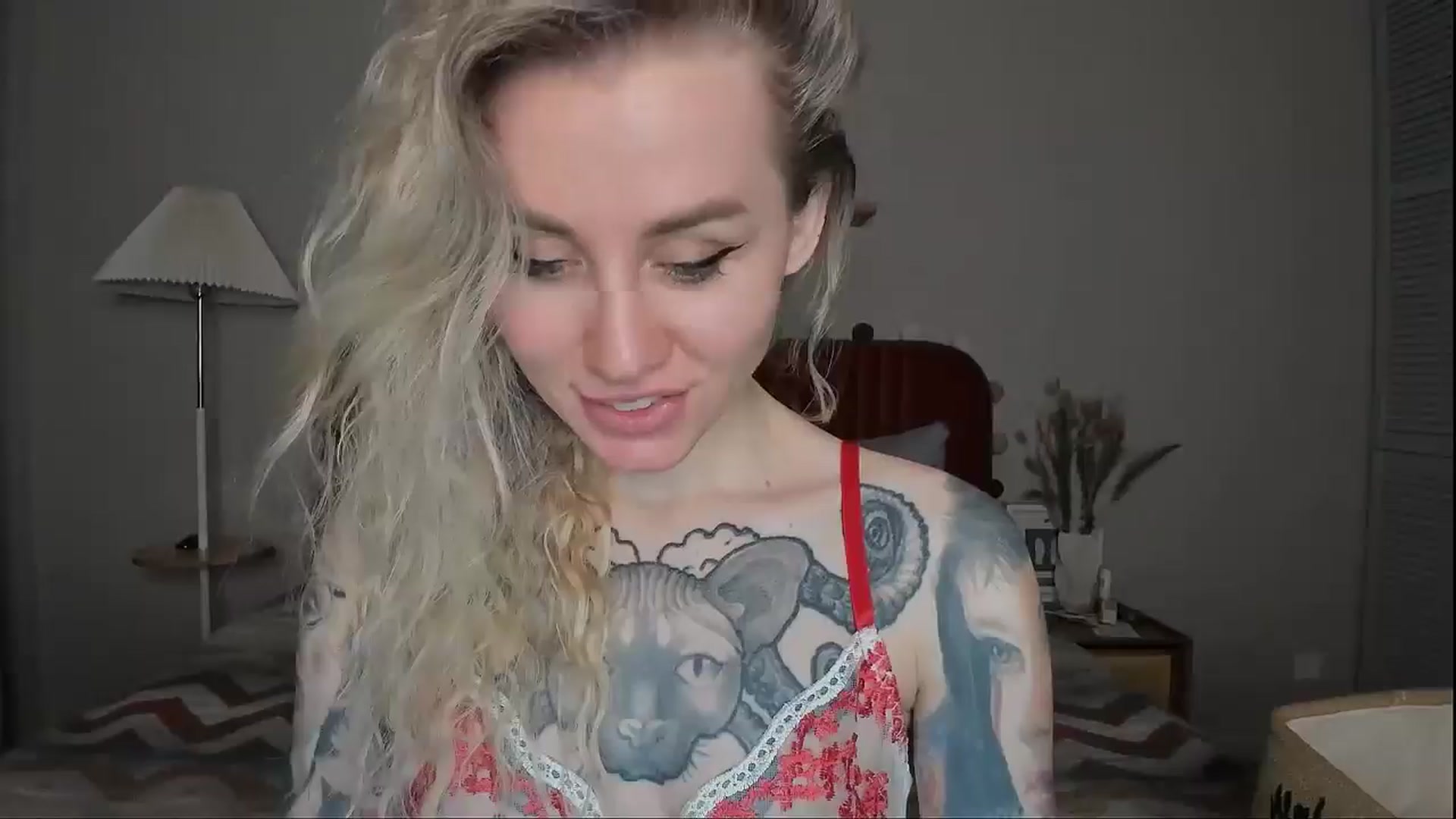 Gallery image thumbnail from Alexa_Smithhh's myfreecams stream on, 04/22/2025, 18:32 image 9 of 20